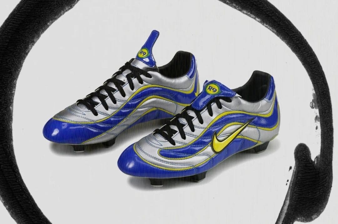 Ronaldo fenomeno boots on sale