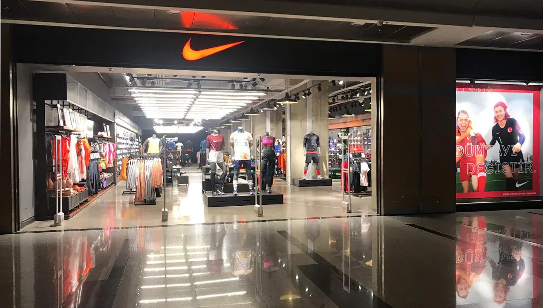 CEPA AVM NIKE STORE