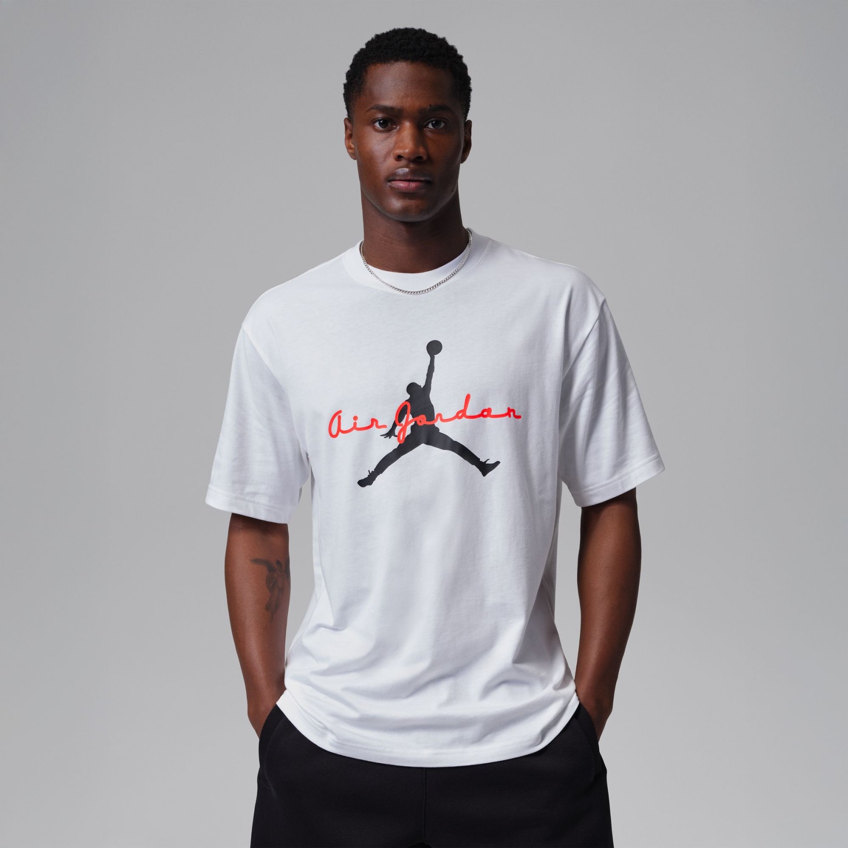 Jordan Brooklyn Essentials 85 Gfx Ss Crew Erkek Tişört