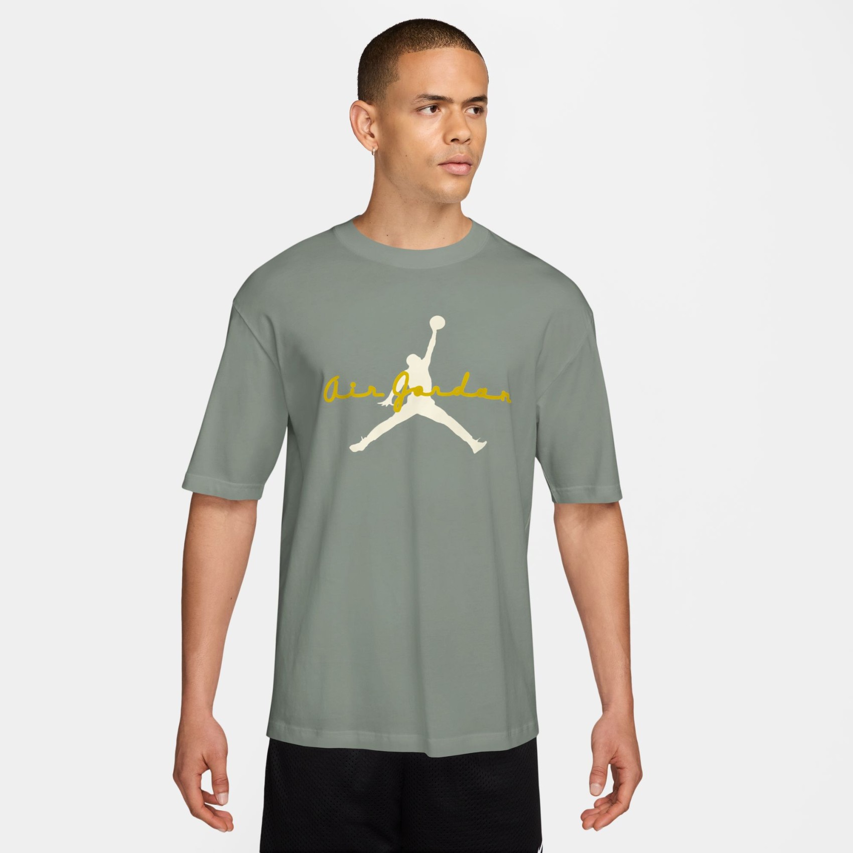 Jordan Brooklyn Essentials 85 Gfx Ss Crew Erkek Tişört
