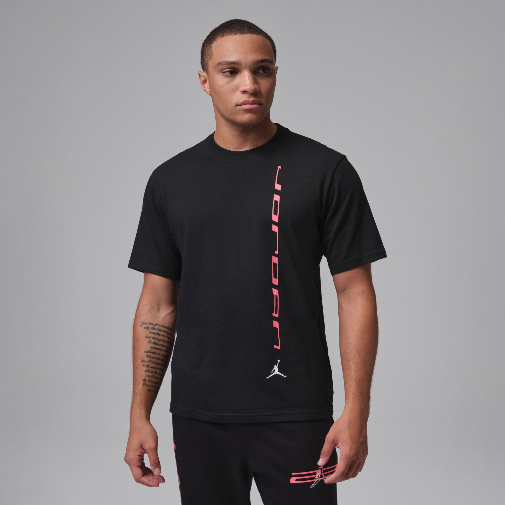 Jordan Dri-FIT Sport Gfx Ss Crew Erkek Siyah Tişört