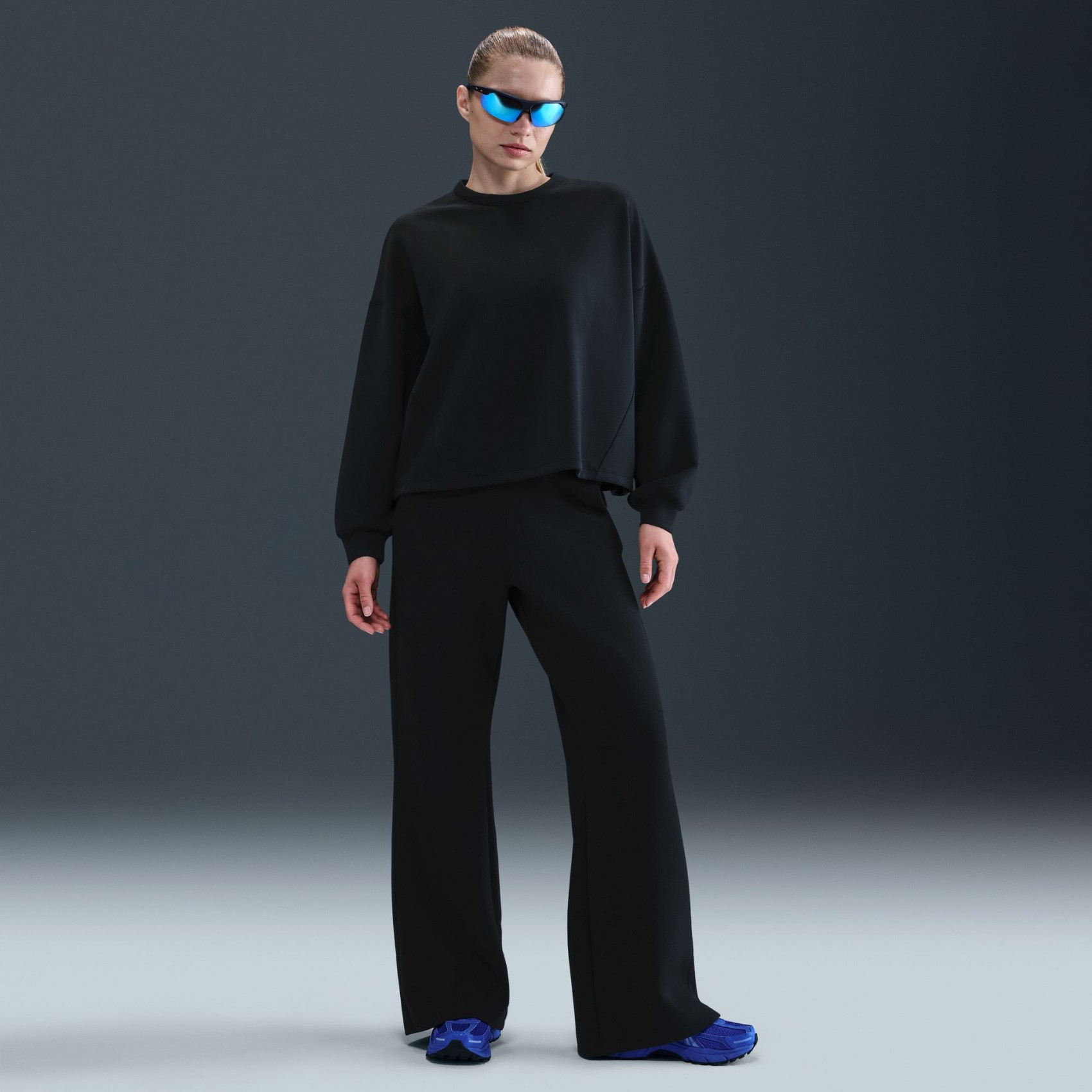 24.7 ImpossiblySoft Dri-FIT Flare Pant Kadın Eşofman Altı