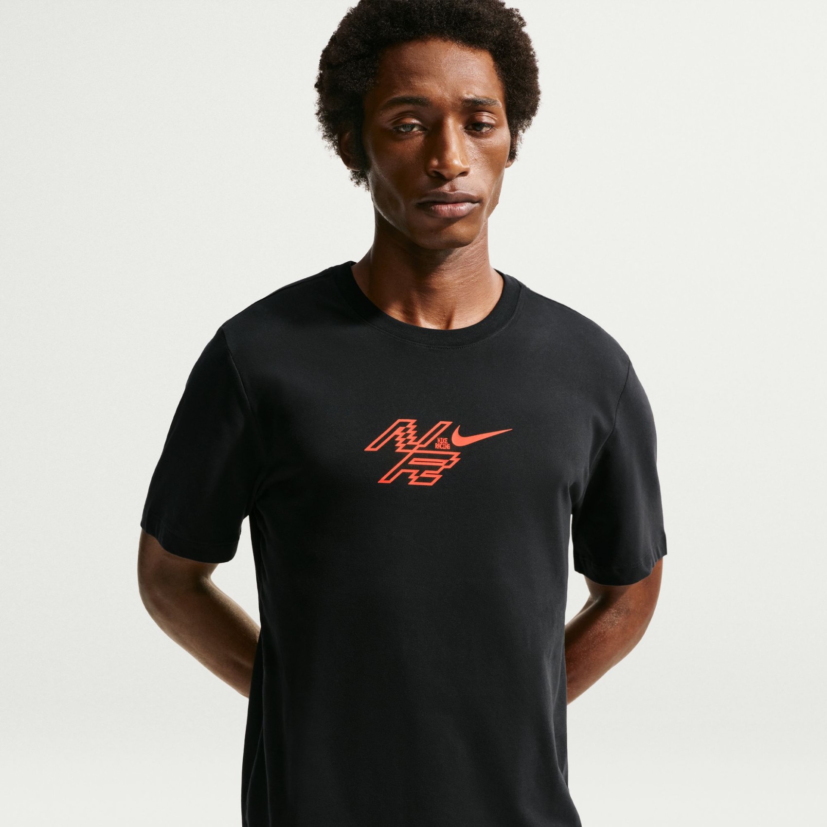 AeroSwift Dri-FIT Gfx Tee Erkek Siyah Tişört