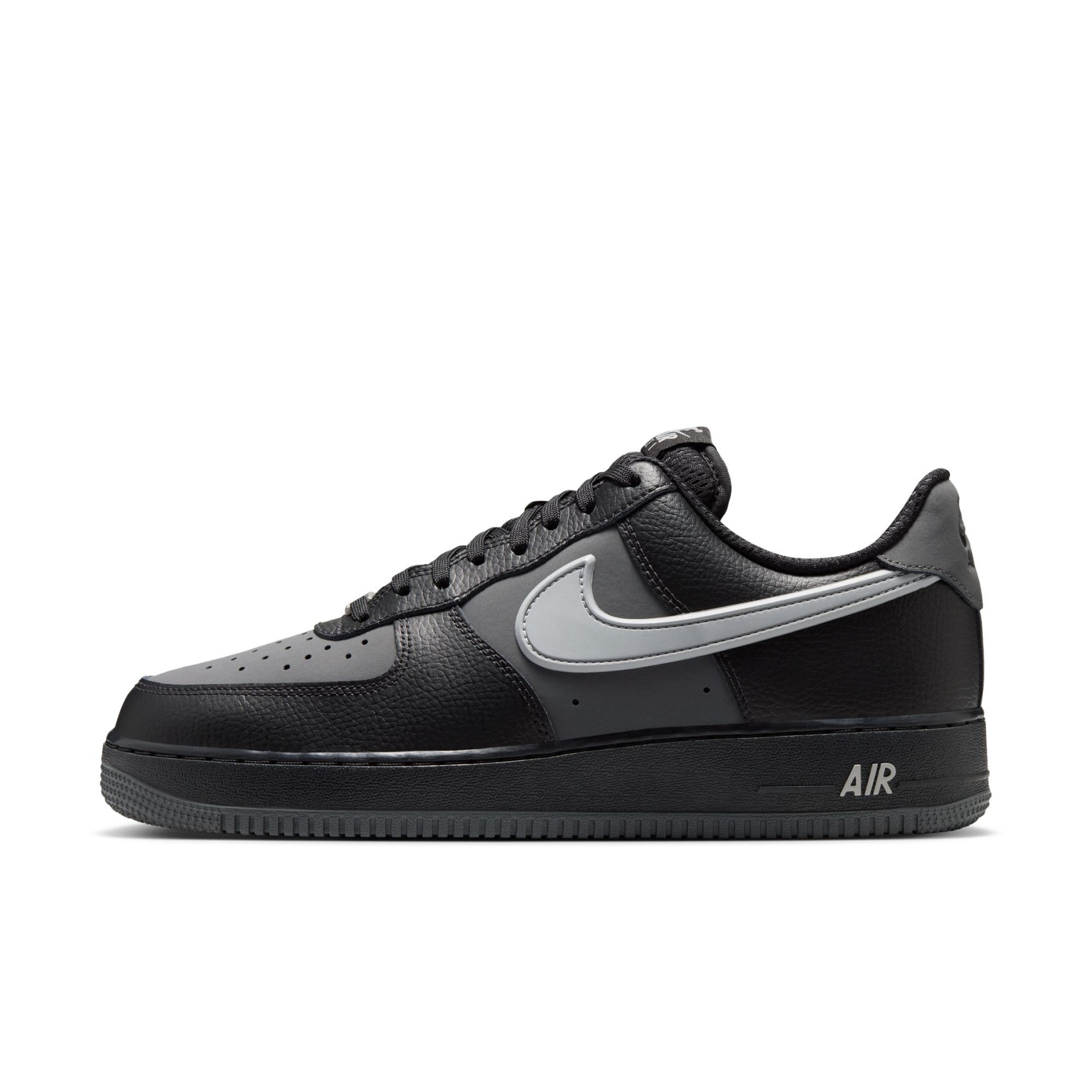 Air Force 1 '07 Lv8 Erkek Siyah Sneaker Ayakkabı
