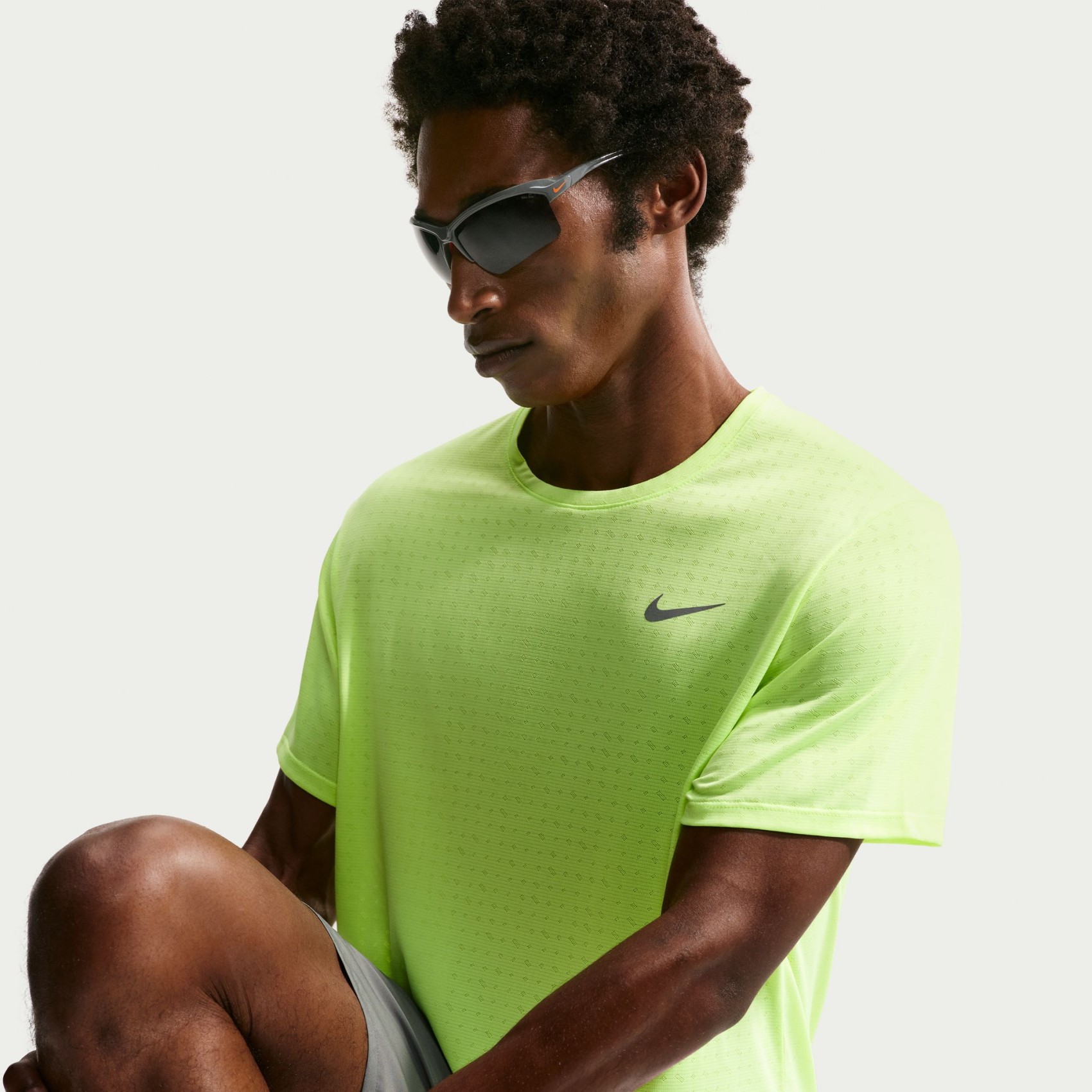 Dri-FIT Breathe Miler Ss Top Erkek Sarı Tişört