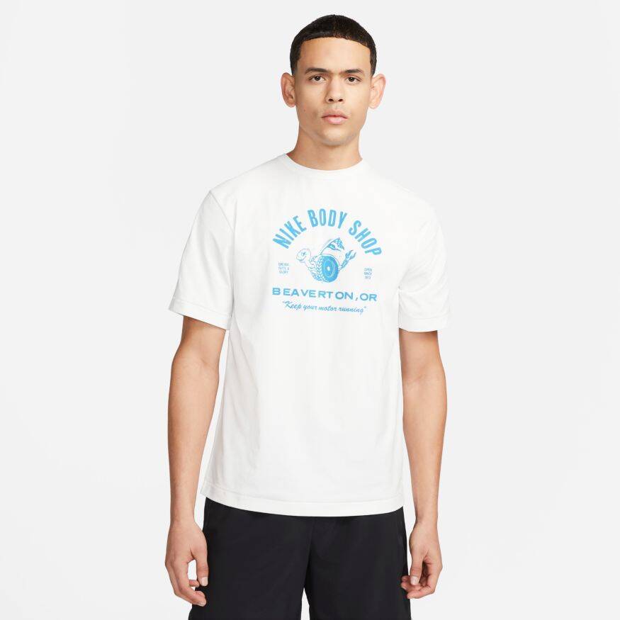 NIKE Dri Fit Hyverse Dye Erkek Tişört