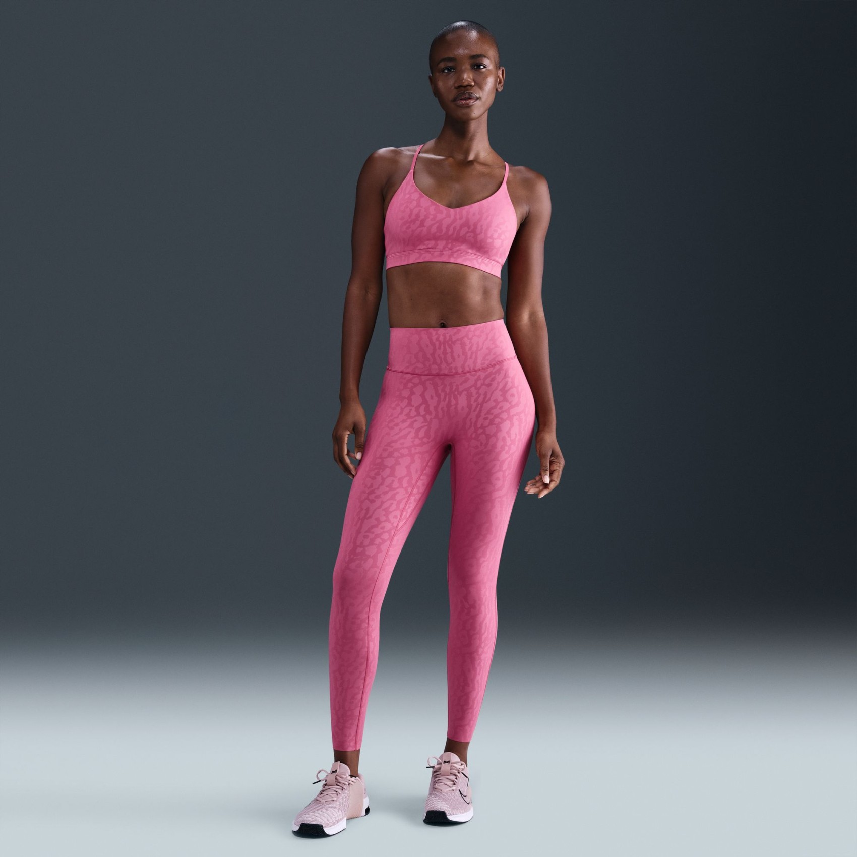 Dri-FIT Indy x Universa Bra Pedli Kadın Pembe Sporcu Sütyeni