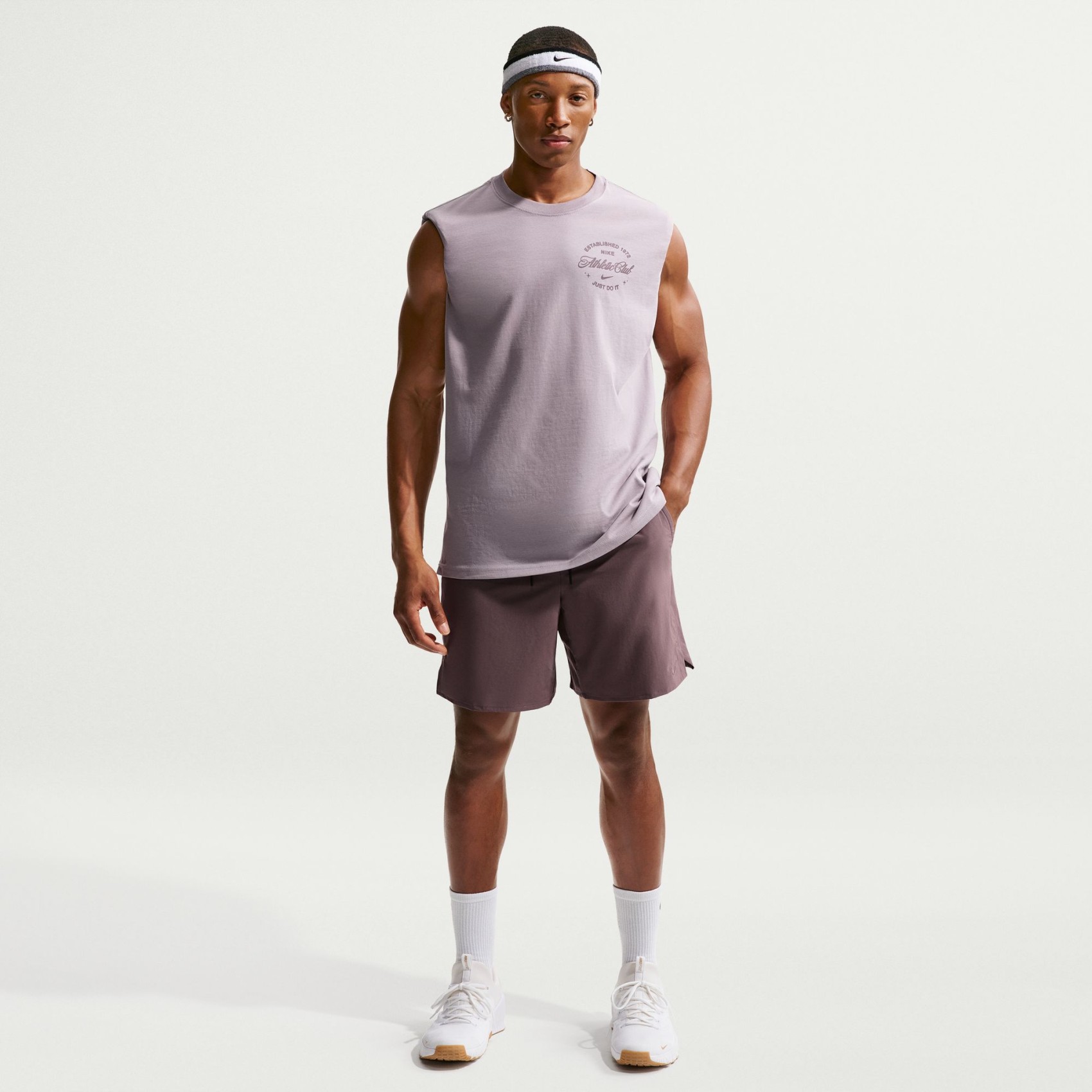 Dri-FIT Unlimited Woven 7" Ul Erkek Kahverengi Şort