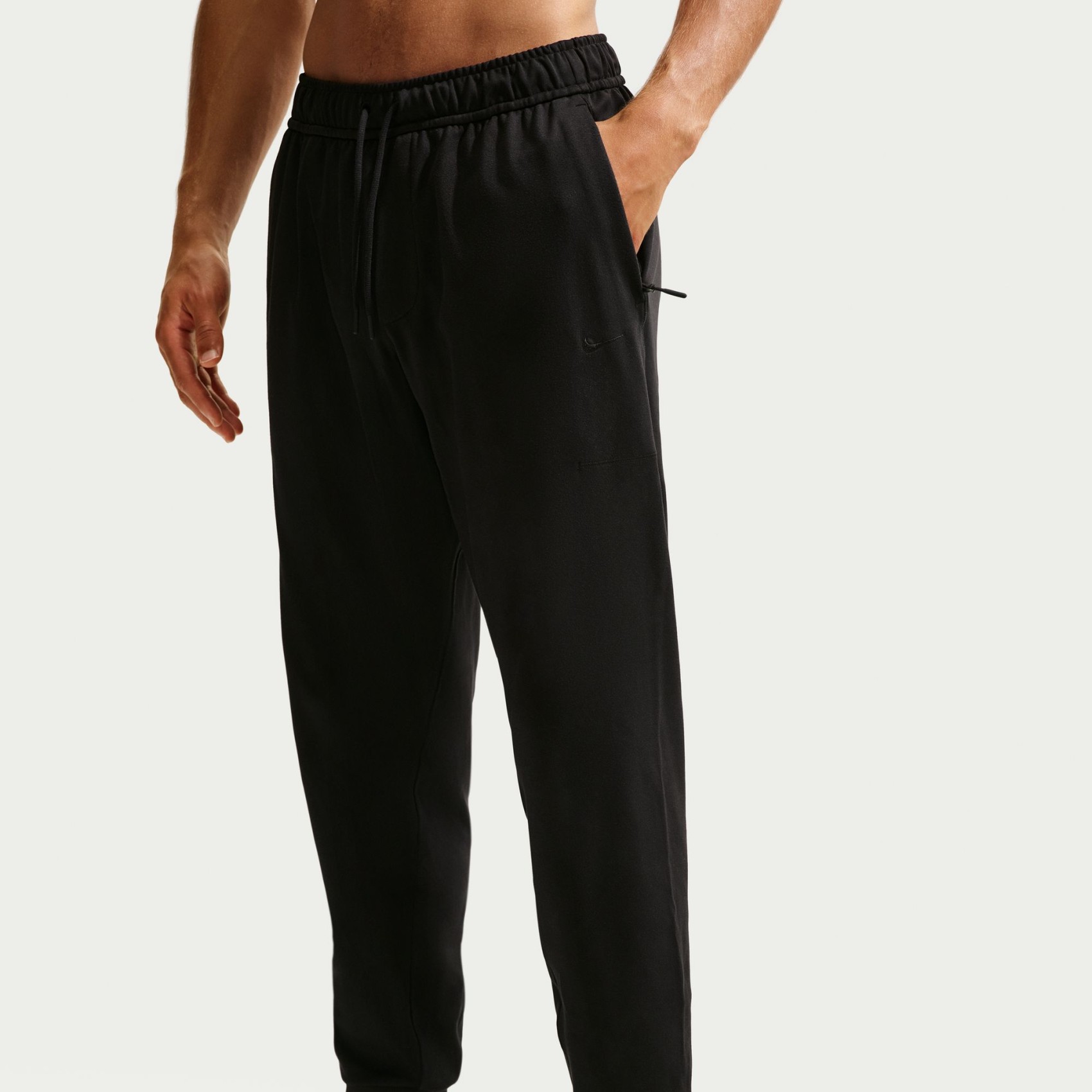 Dri-FIT UV Primary NanoKnit Jogger Erkek Siyah Eşofman Altı