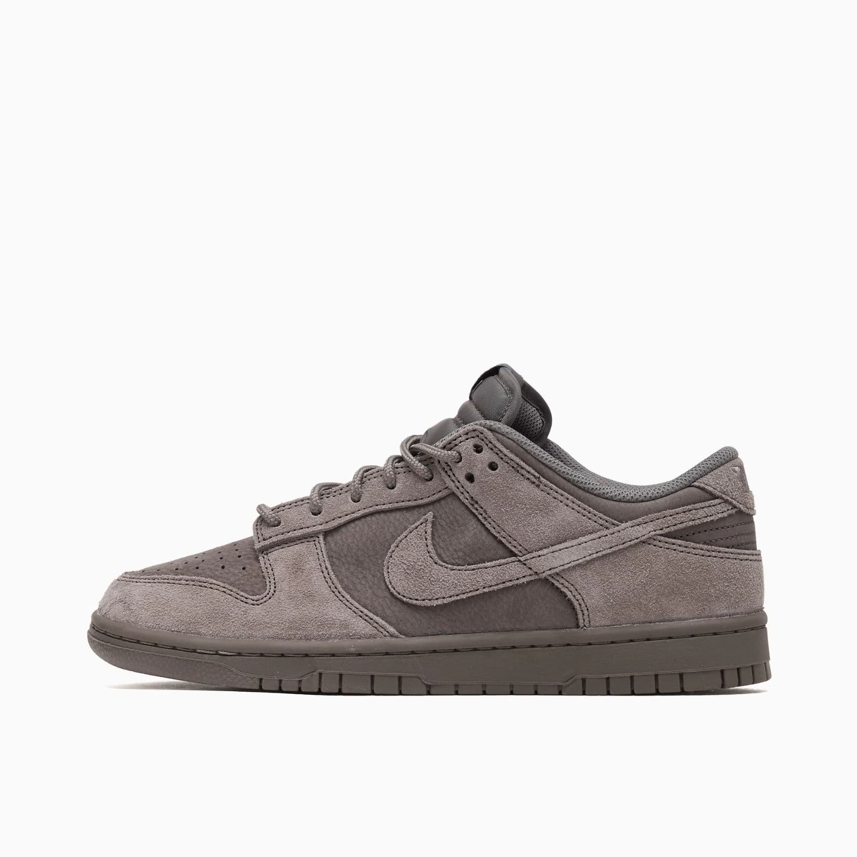 Dunk Low Retro SE Erkek Sneaker Ayakkabı