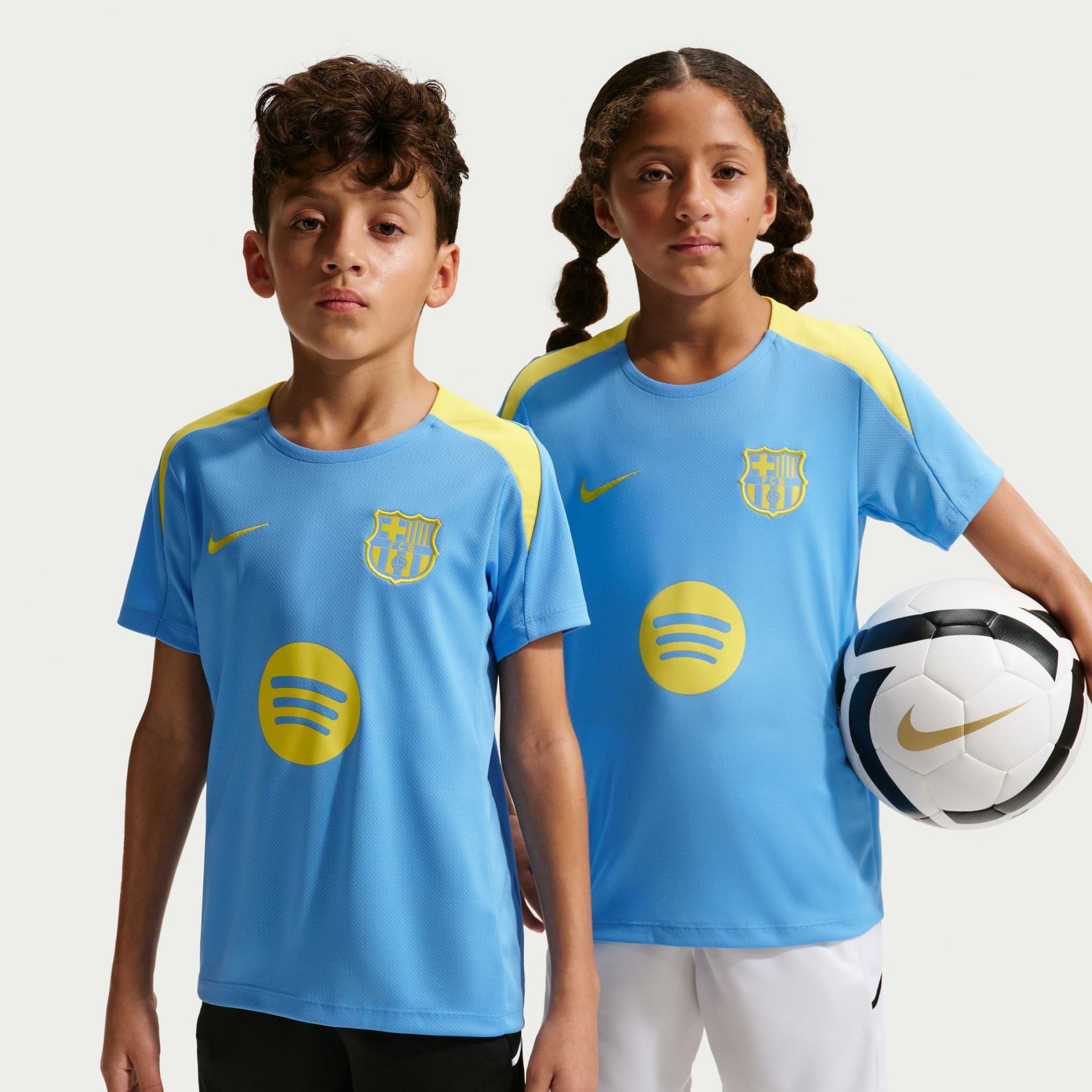FC Barcelona Dri-FIT Strike SS Top SE Çocuk Tişört