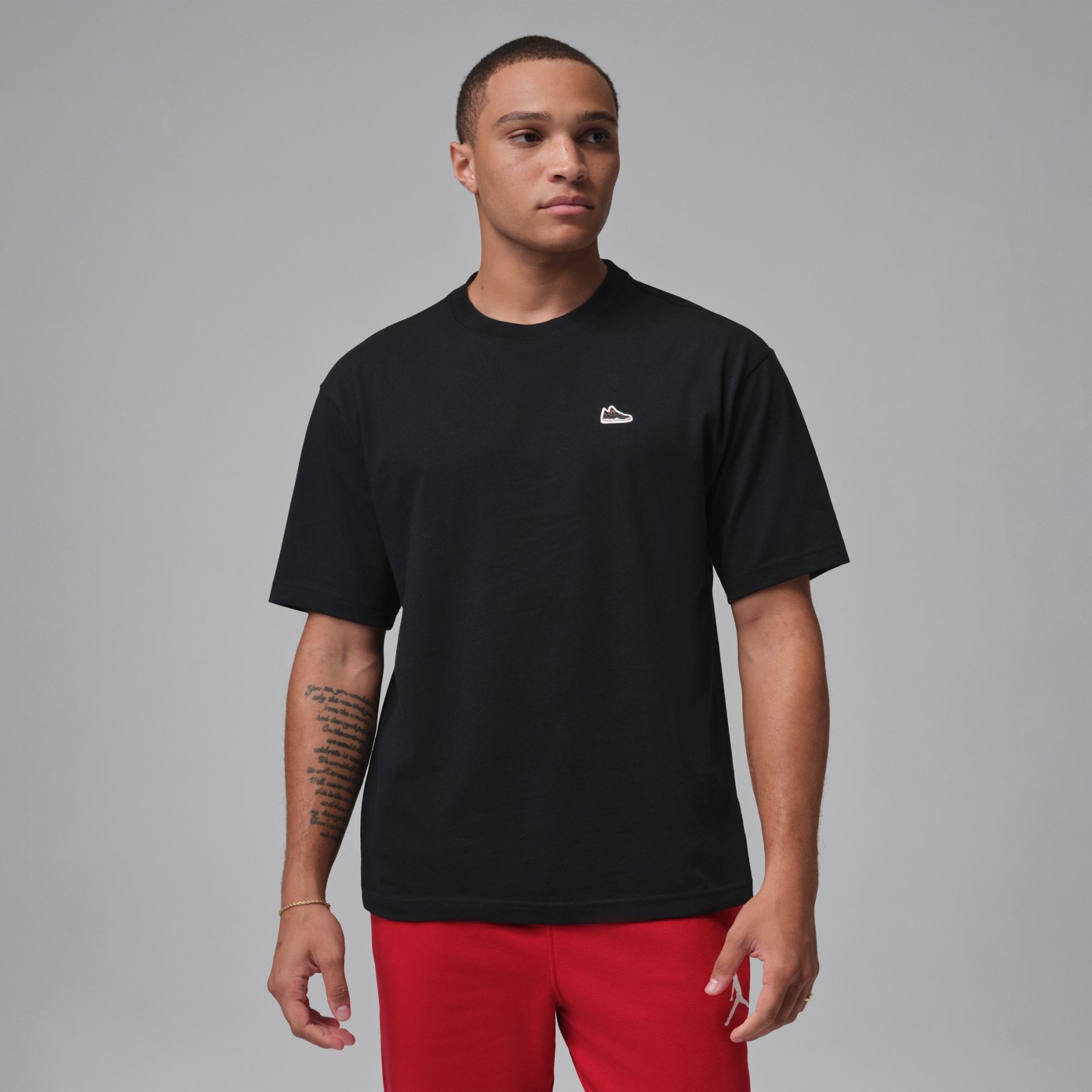 Jordan Brand Sneaker Pach Ss Crew Erkek Siyah Tişört