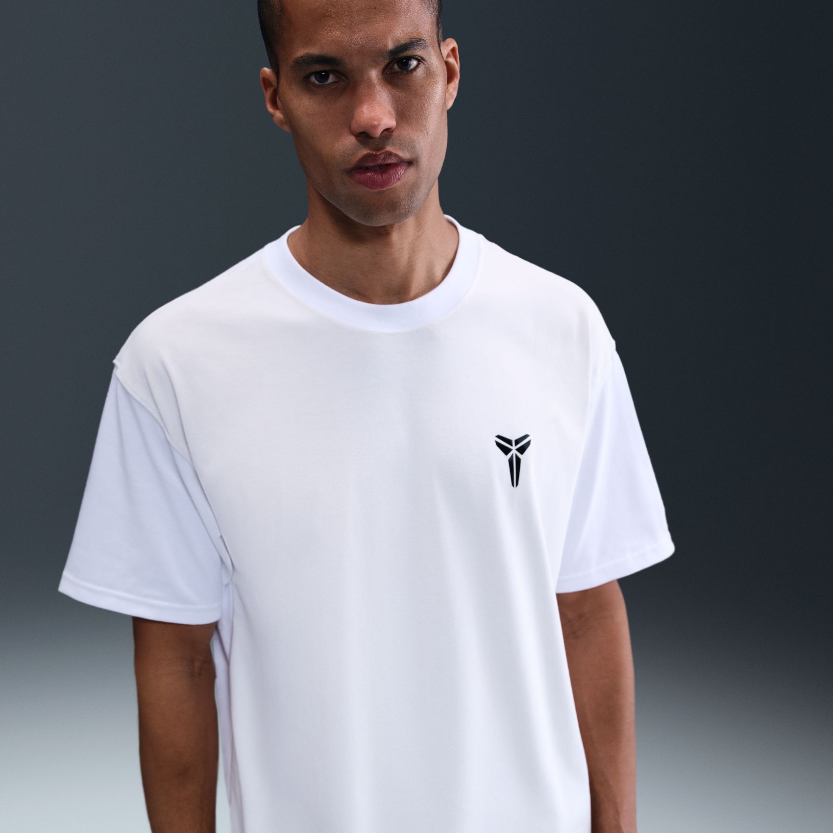 Kobe Max90 Dri-FIT Tee Erkek Beyaz Tişört