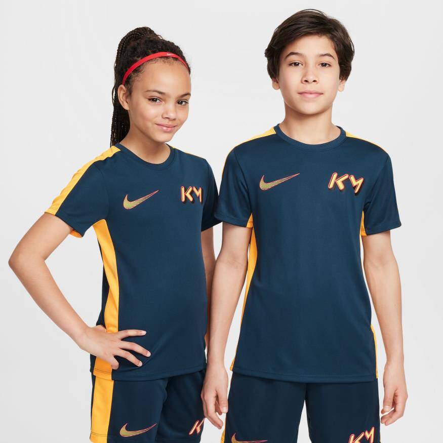 Nike sportswear mbappe deals