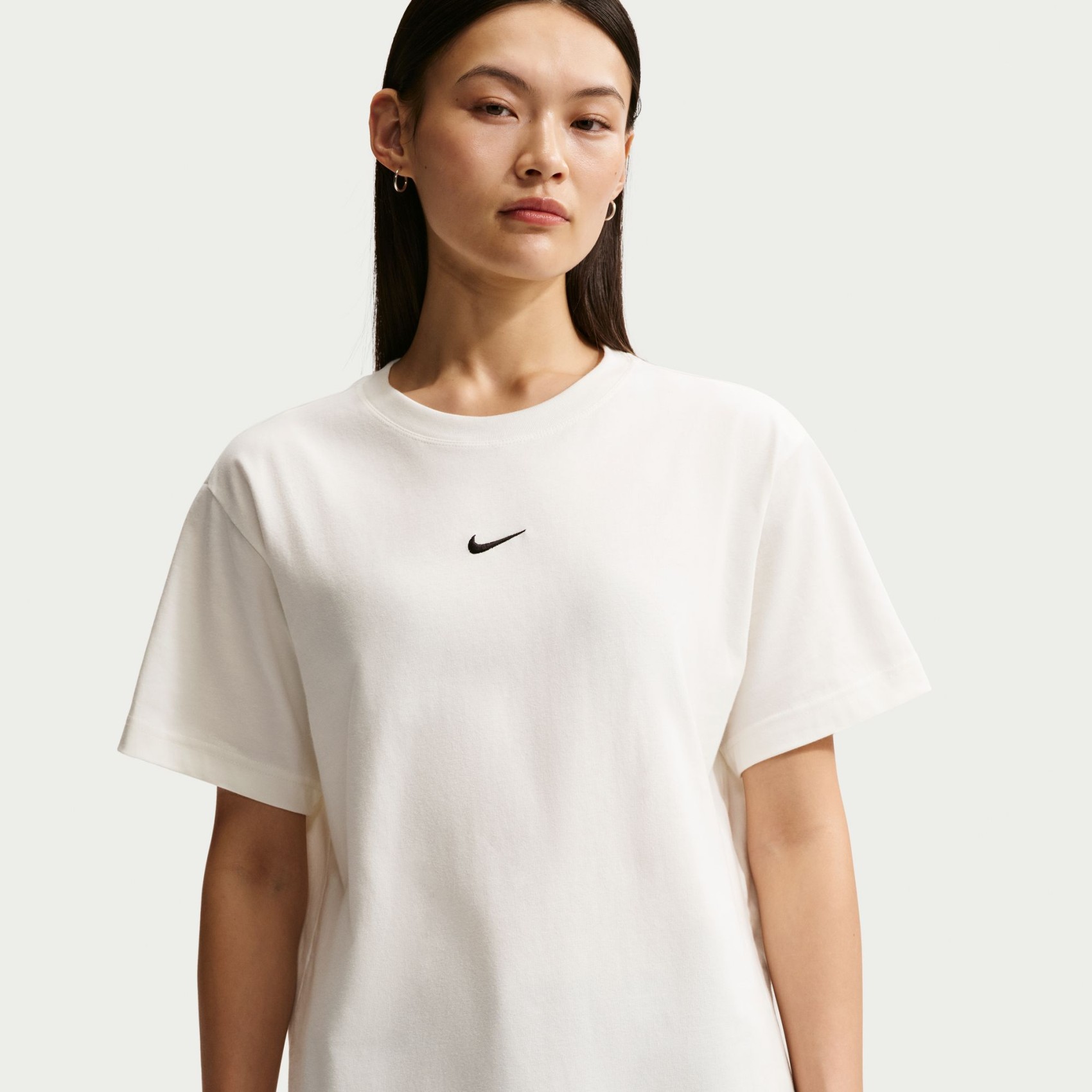 Nsw Classic Ss Tee Kadın Bej Tişört