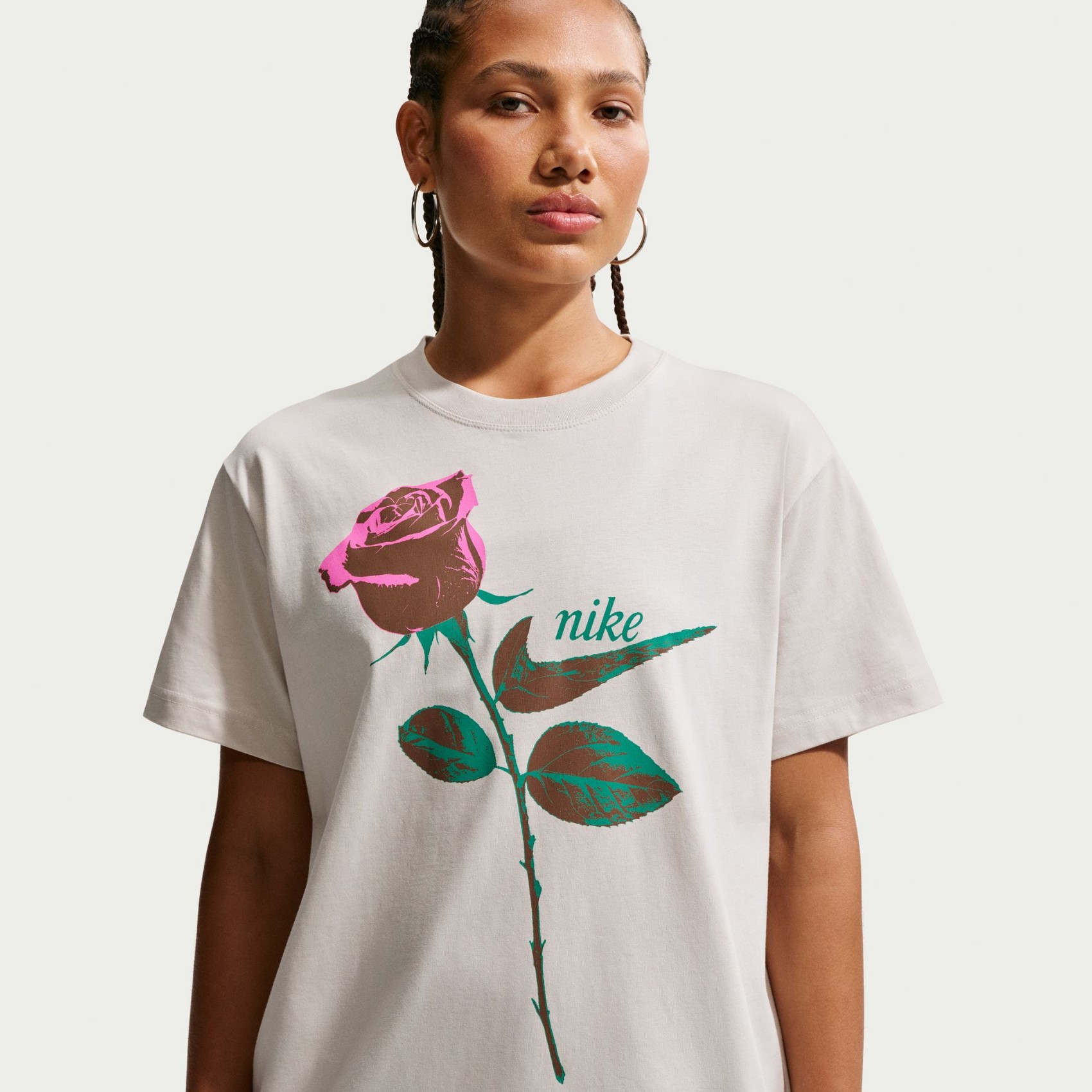 Nsw Classic Ss Tee Kadın Bej Tişört