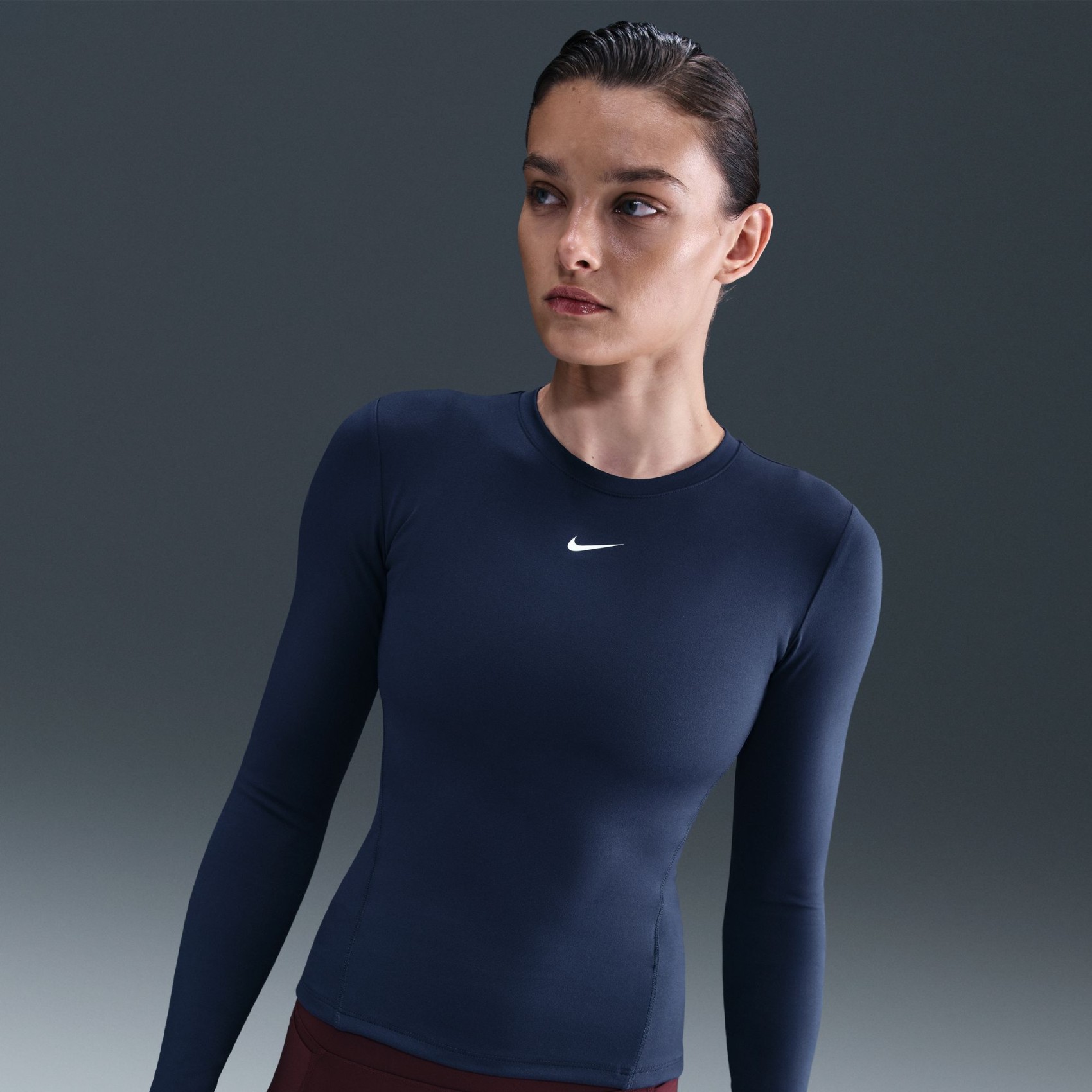 One Dri-FIT Fitted Ls Top Kadın Mavi Sweatshirt