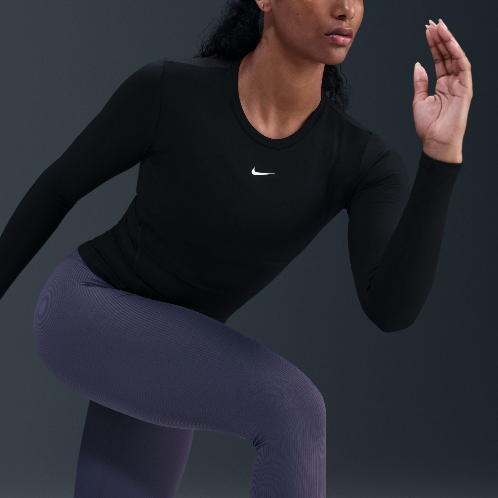One Dri-FIT Fitted LS Top Kadın Siyah Sweatshirt