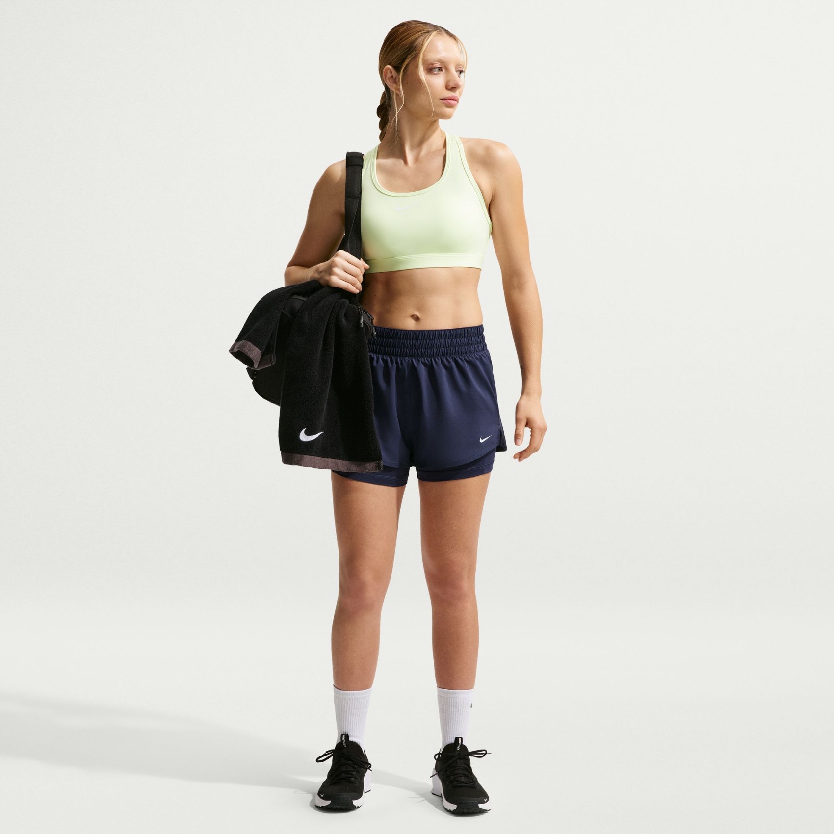 One Dri-FIT Mr 3" 2N1 Short Kadın Mavi Şort