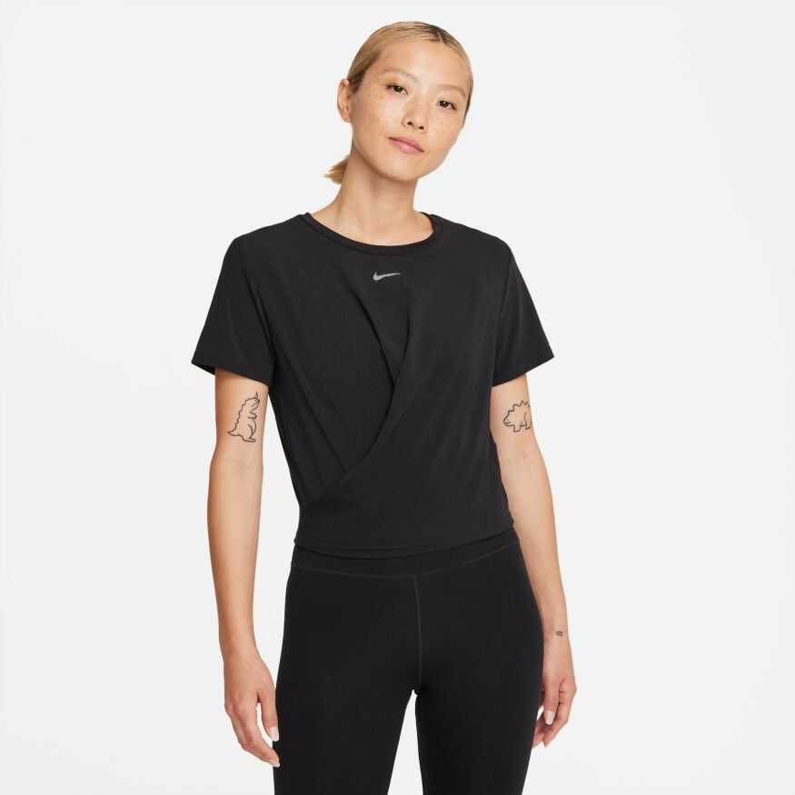 NIKE One Luxe Dri-FIT Short-Sleeve Standard Twist Top Kadın Tişört NIKE One Luxe Dri-FIT Short-Sleeve Standard Twist Top Kadın Tişört