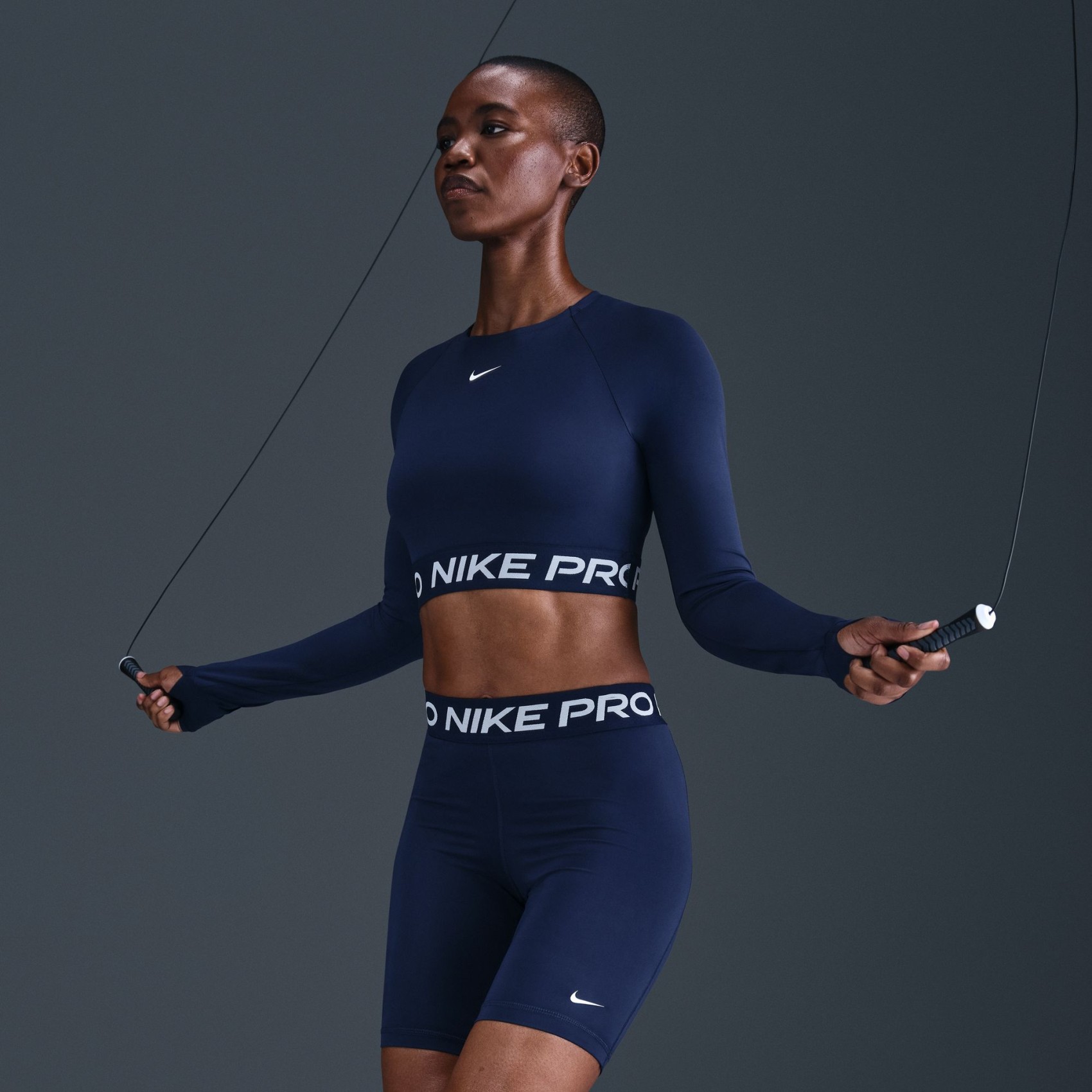 Nike Pro 365 8" Short Kadın Lacivert Şort
