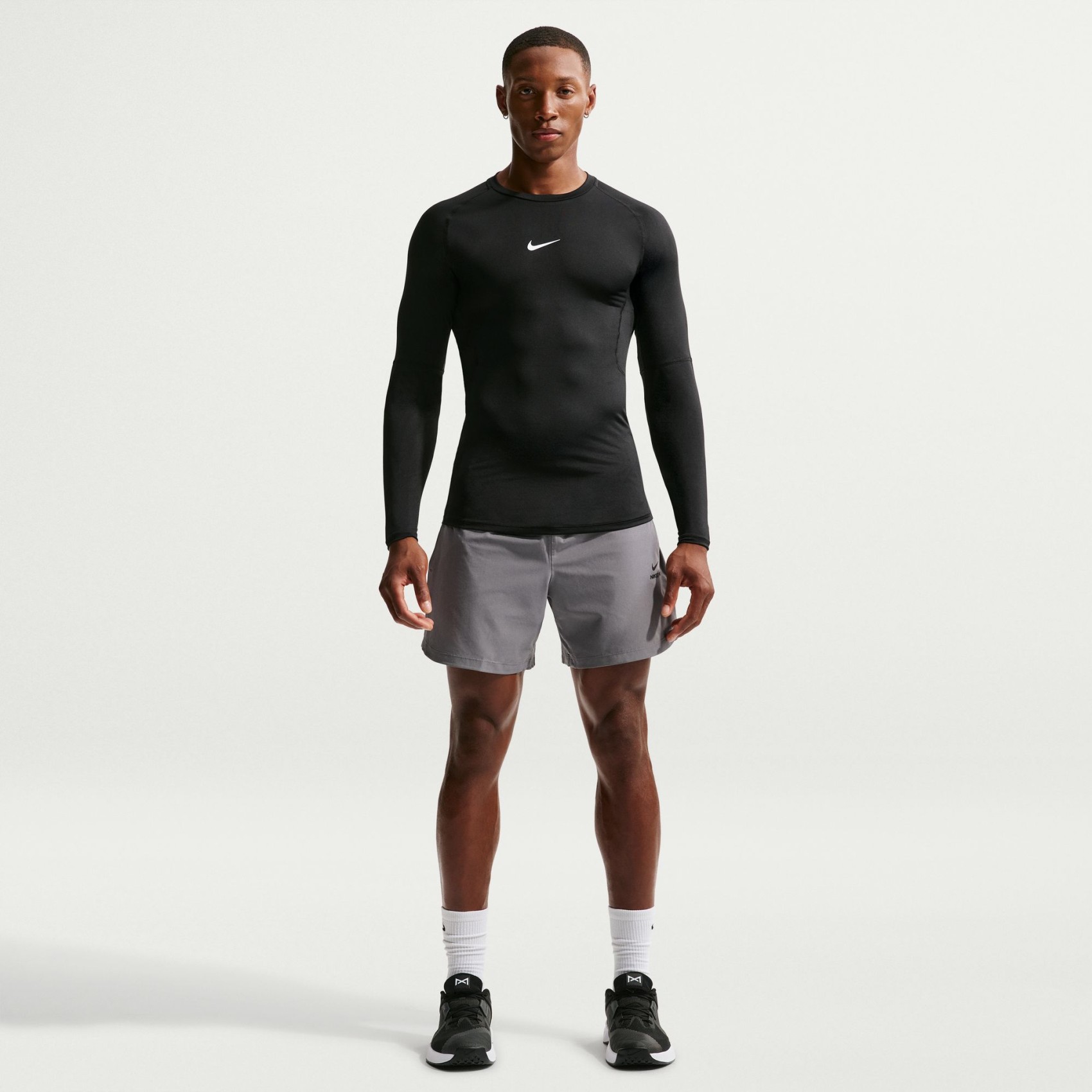 Nike Pro Dri-FIT Tight Top LS Erkek Siyah Uzun Kollu Tişört