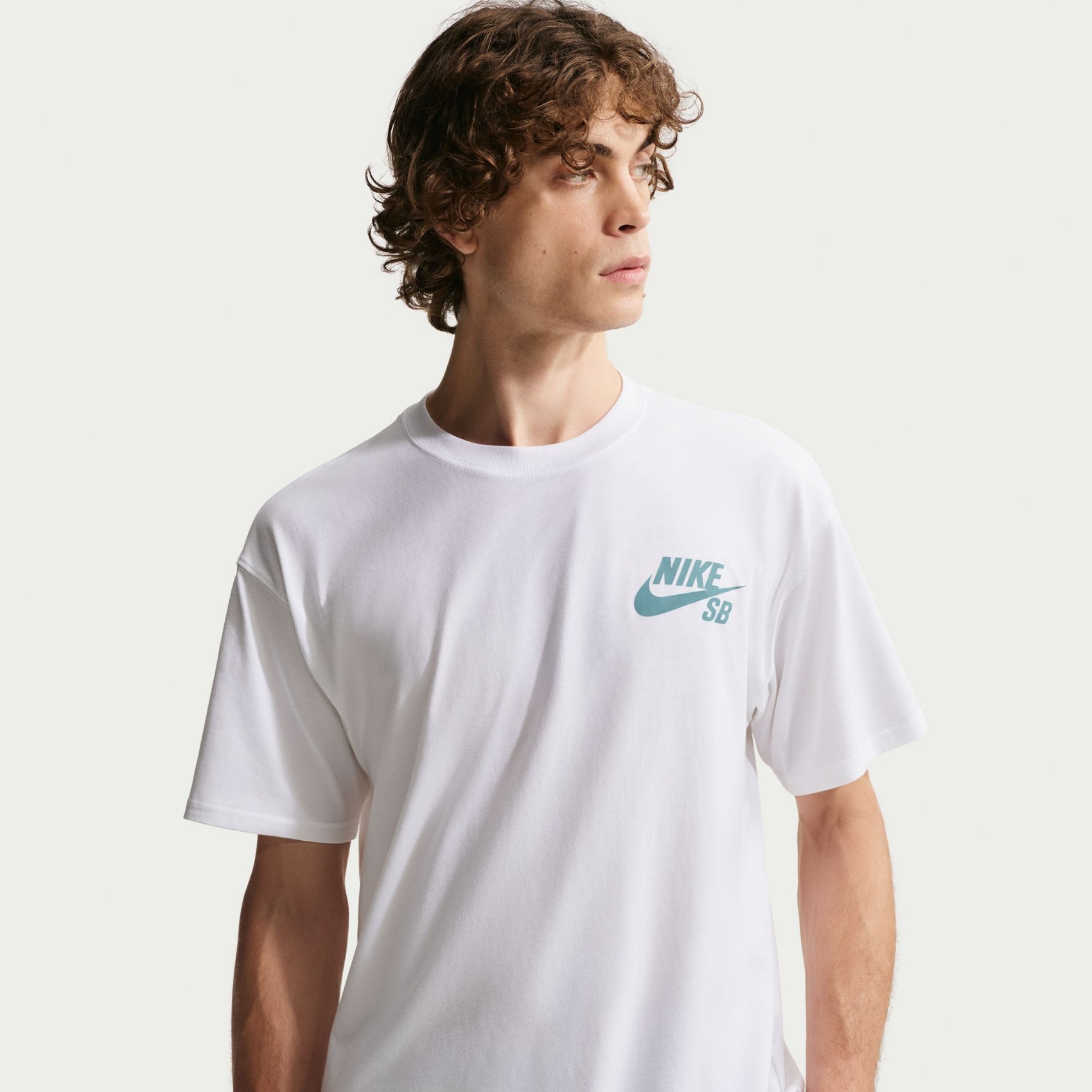 SB Tee Logo Erkek Beyaz Tişört