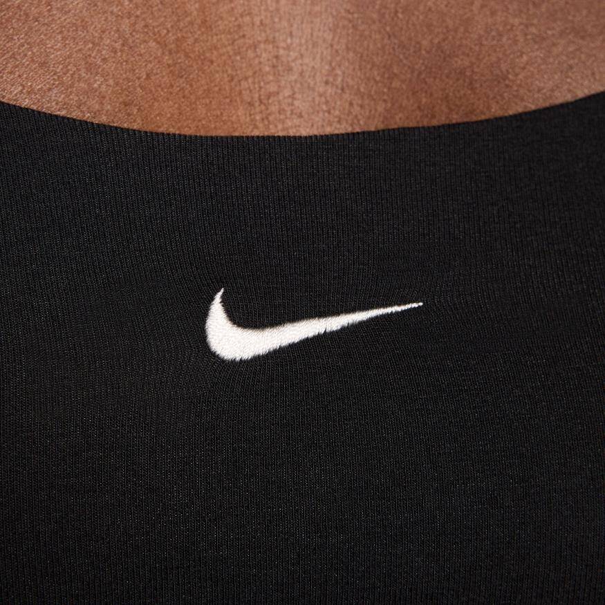Nike Sportswear Chill Knit Kadın Atlet