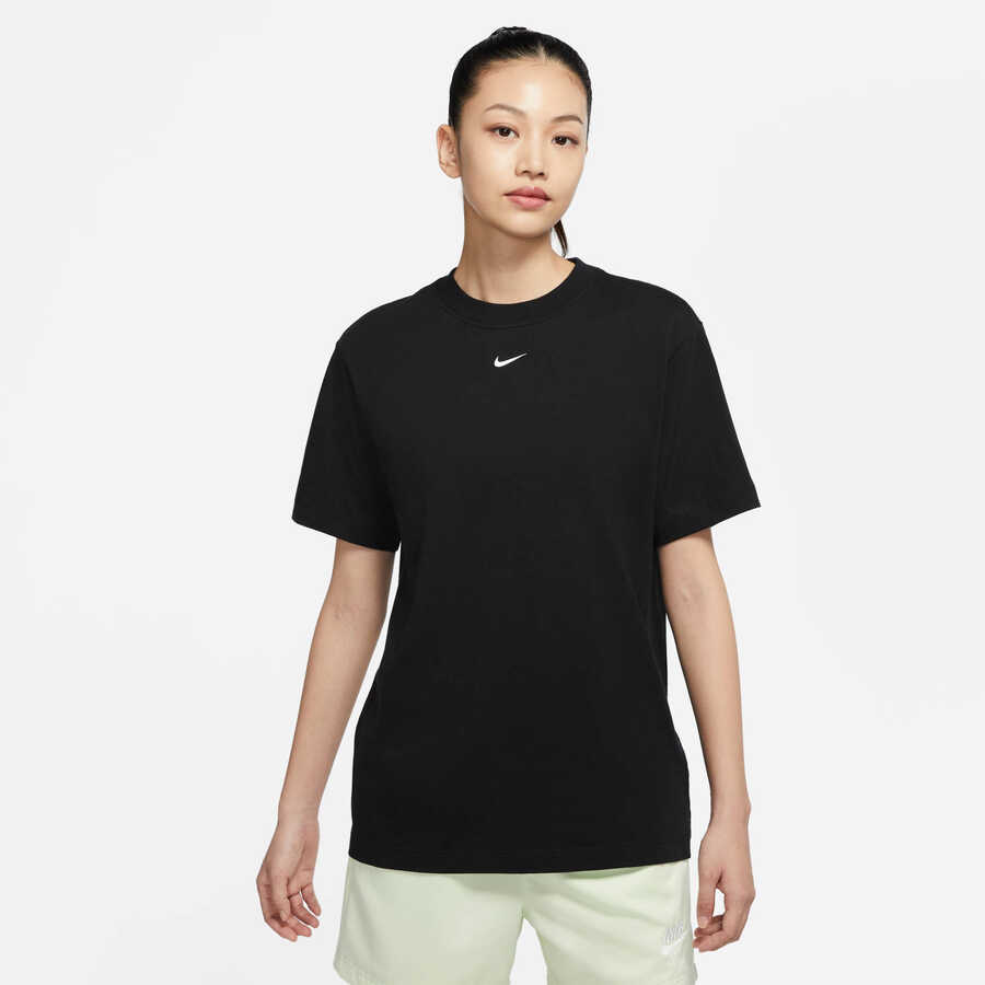 NIKE Nike Sportswear Essential Tee Boyfriend Lbr Kadın Tişört NIKE Nike Sportswear Essential Tee Boyfriend Lbr Kadın Tişört