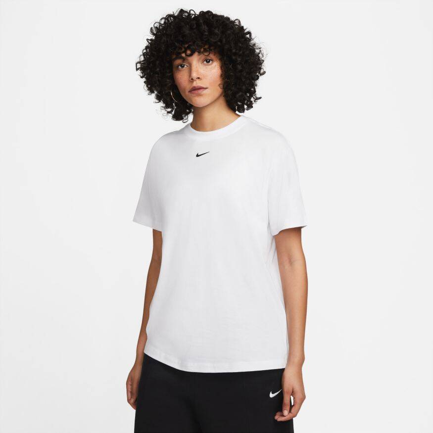 Nike Sportswear Essential Tee Boyfriend Lbr Kadın Tişört