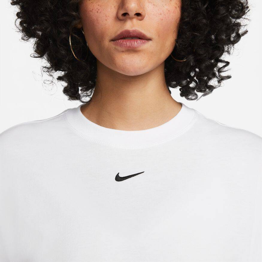 Nike Sportswear Essential Tee Boyfriend Lbr Kadın Tişört