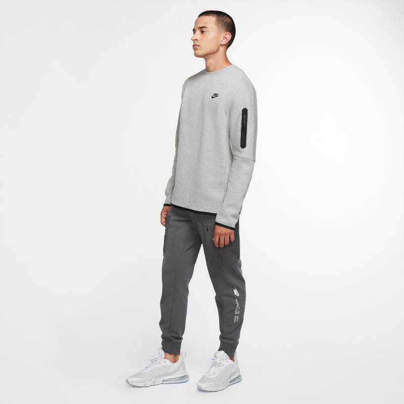 Nike Sportswear Tech Fleece Crew Erkek Sweatshirt