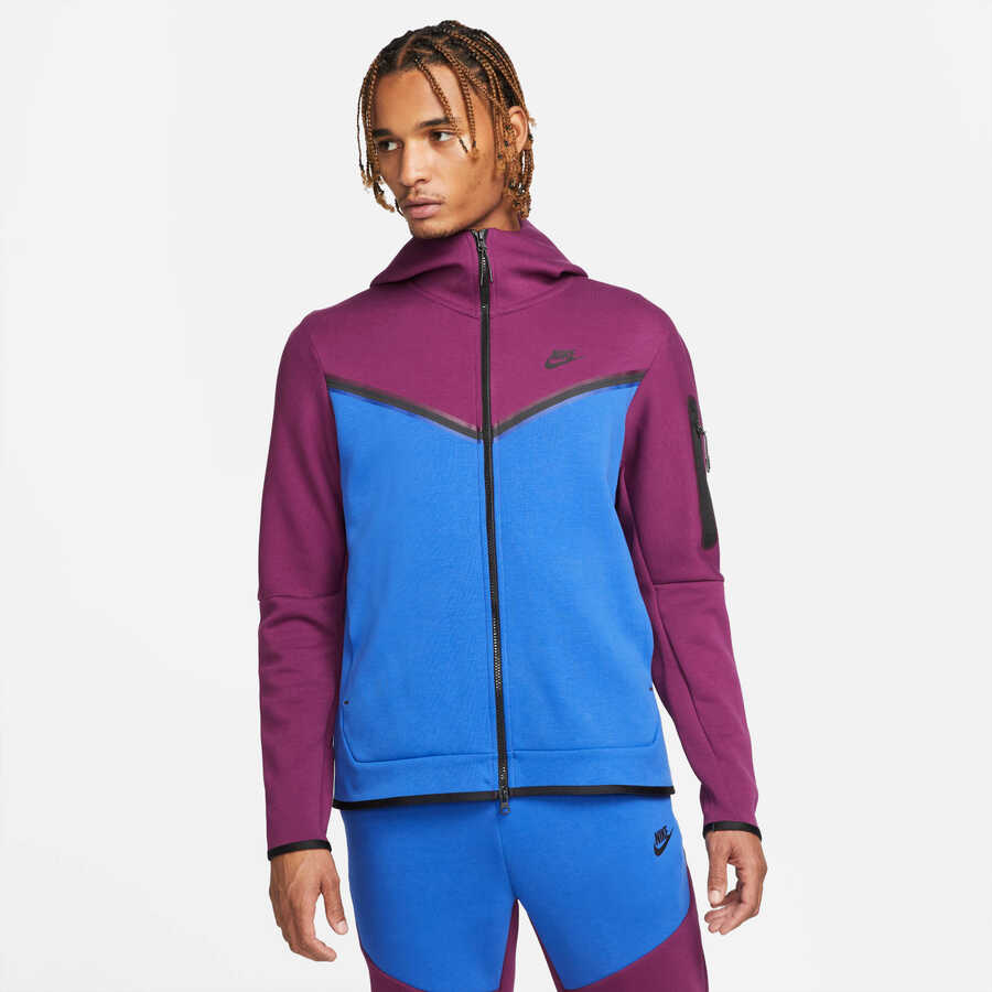 tech fleece sweatshirt
