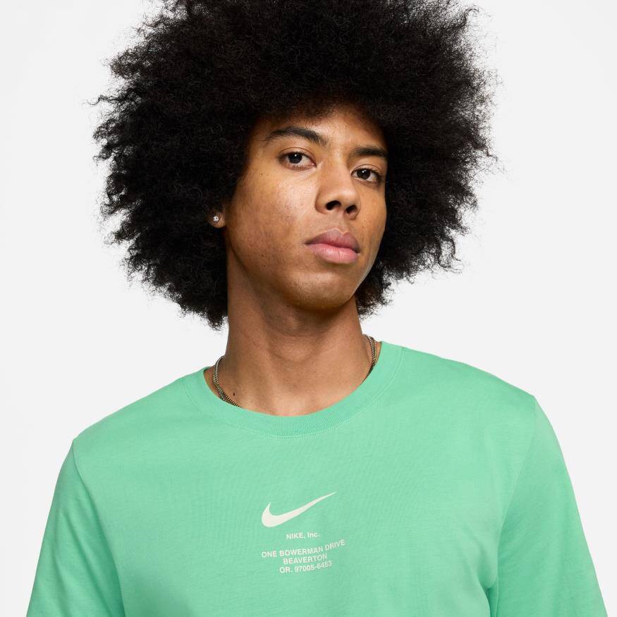 Nike Sportswear Tee Big swoosh Erkek Tişört