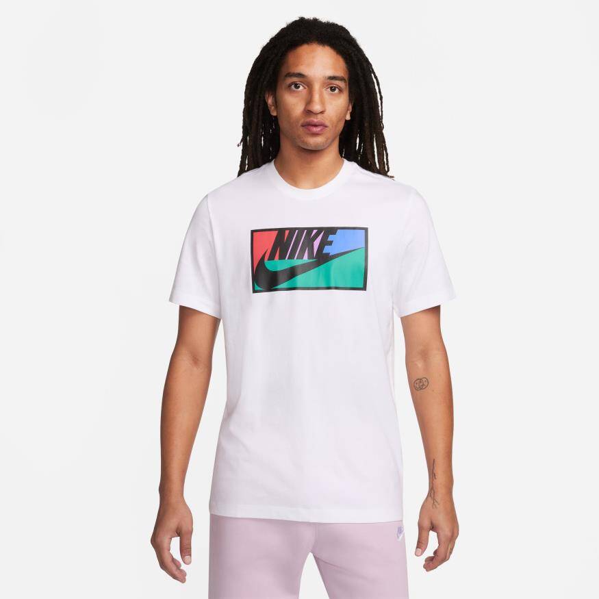 Nike Sportswear Tee Club Essentials Erkek Tişört