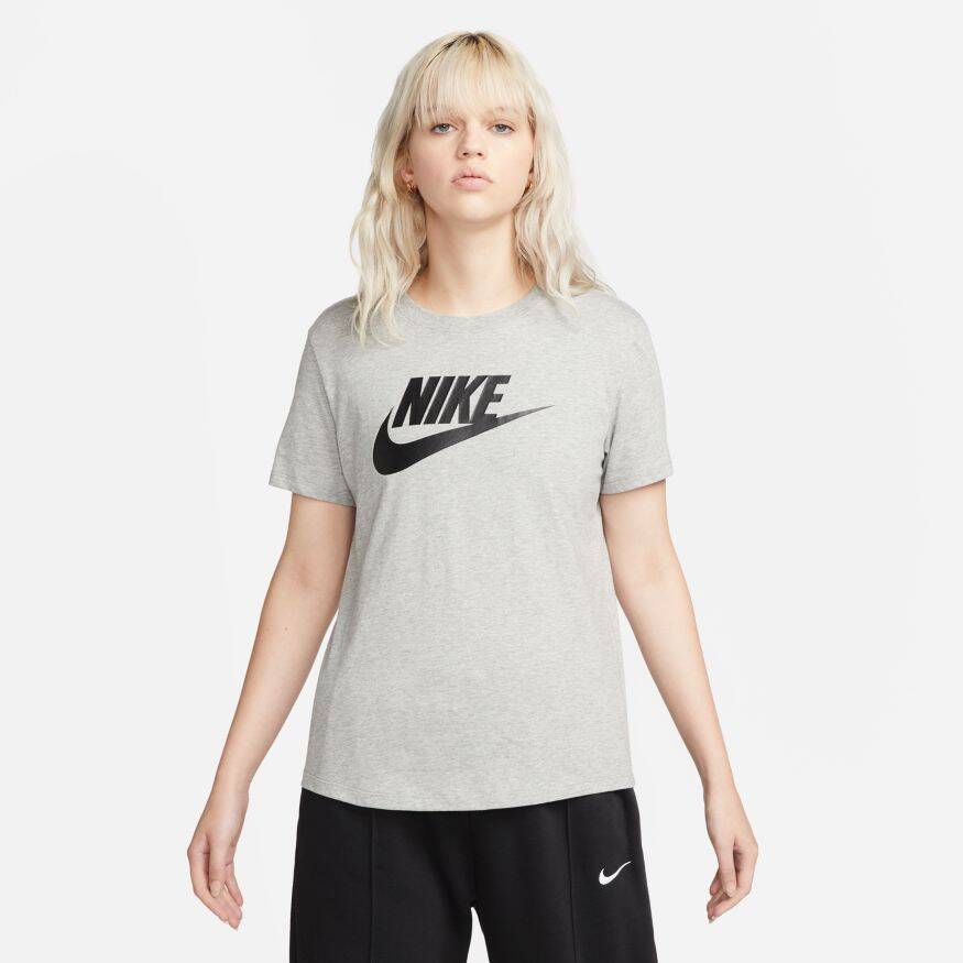 Nike Sportswear Tee Essential Kadın Tişört