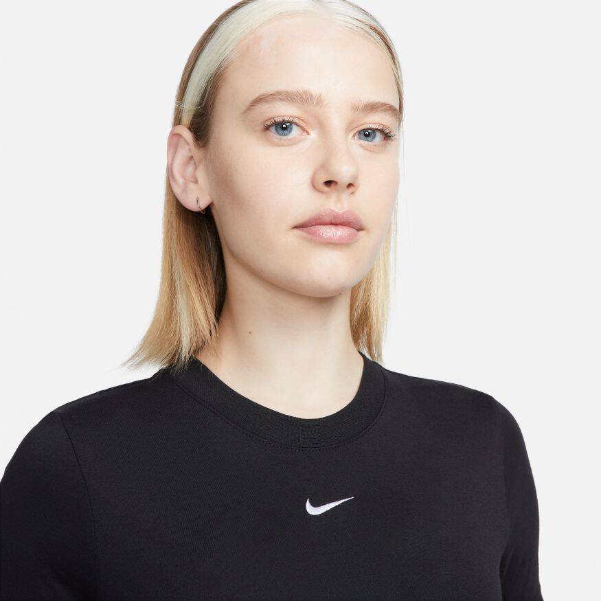 Nike Sportswear Tee Essential Slim Crop Kadın Tişört