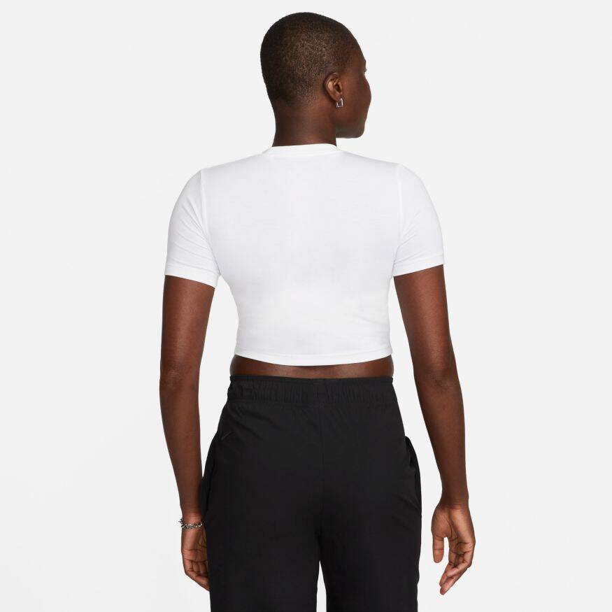 Nike Sportswear Tee Essential Slim Crop Kadın Tişört