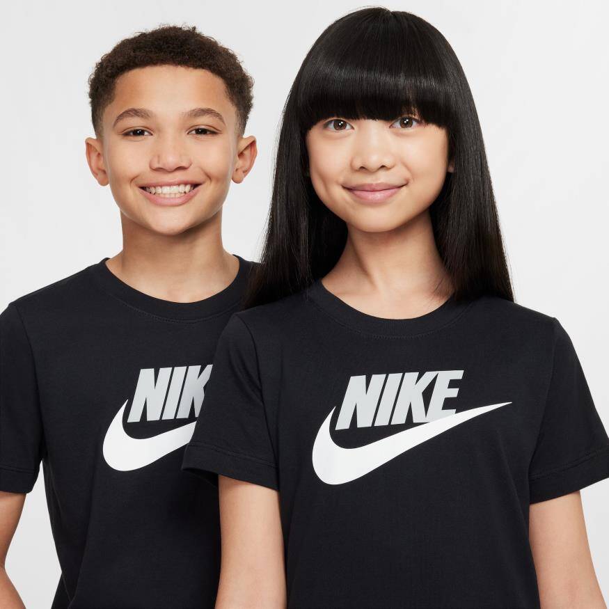 nike-sportswear-tee-futura-hbr