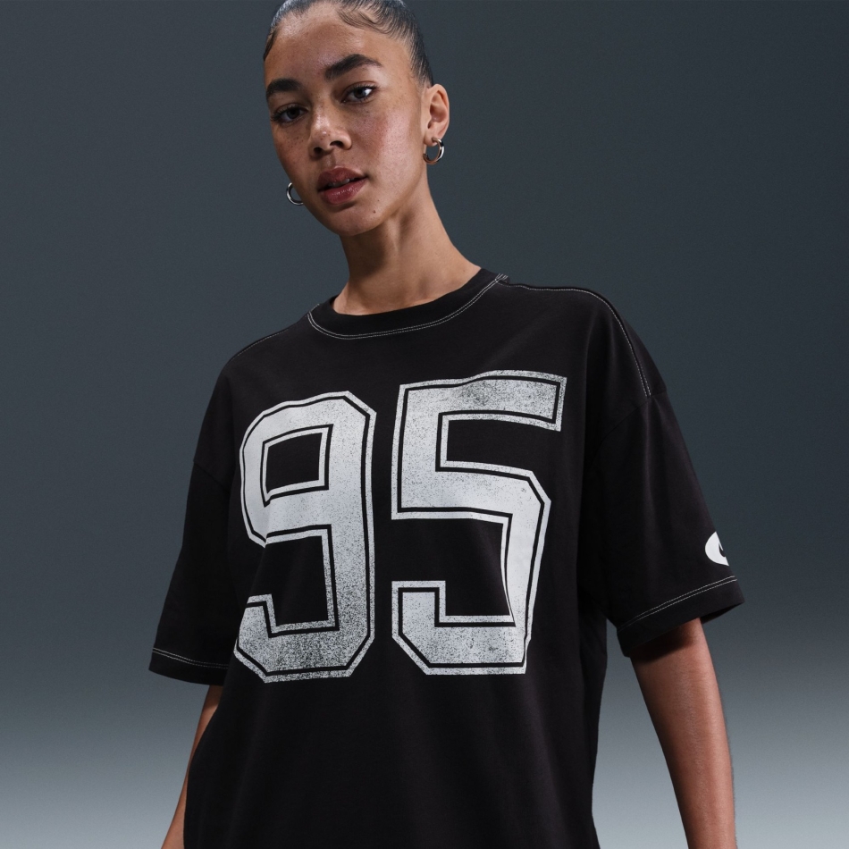 Nike Street SS Oversized Tee Kadın Siyah Tişört HV4972-010