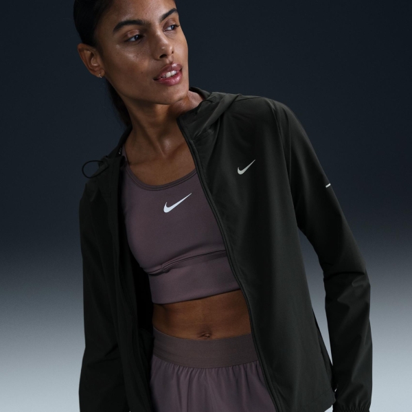 Nike Swift Repel Packable Jacket Kadın Siyah Ceket HQ0650-010