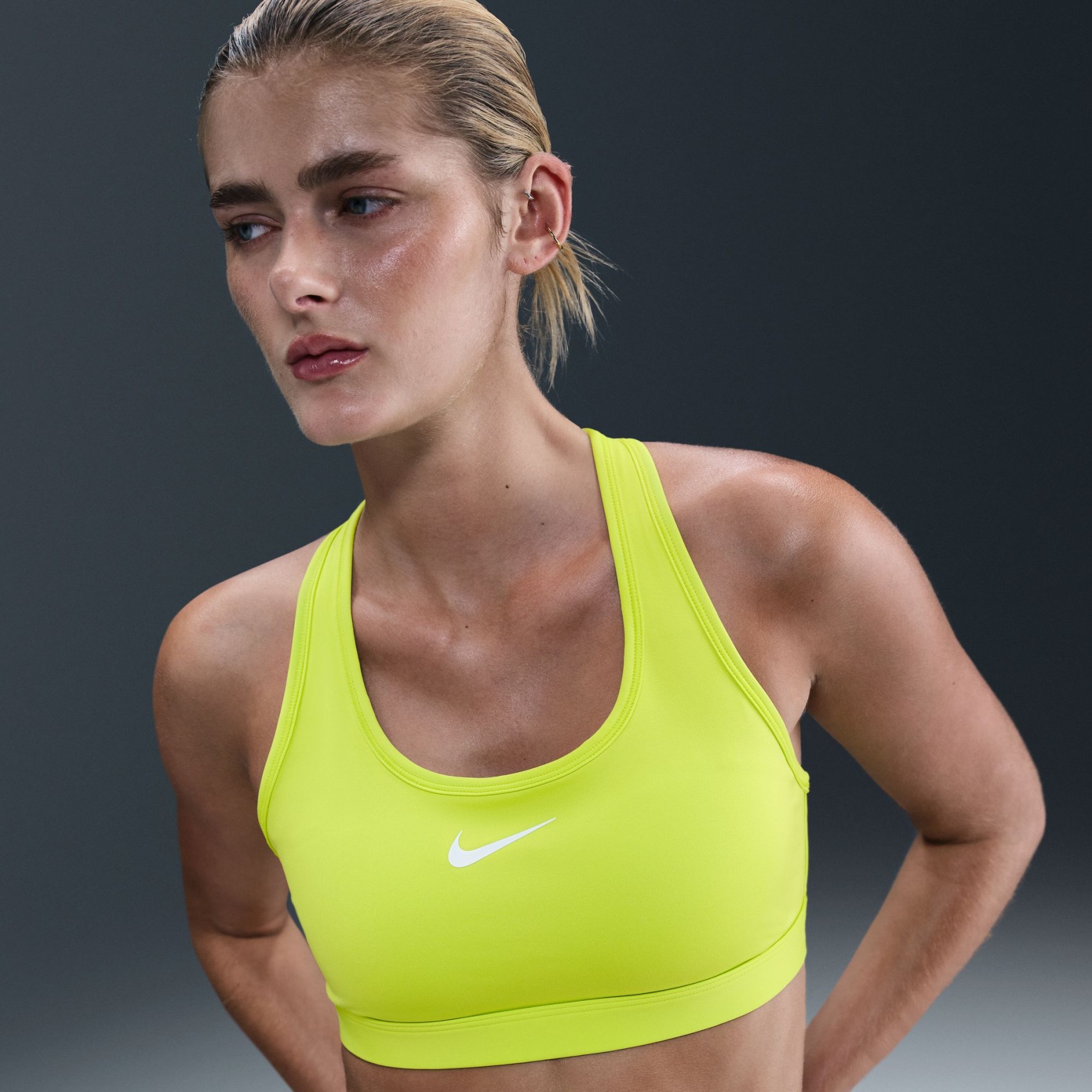 Swoosh Medium Support Bra Pedli Kadın Sarı Sporcu Sütyeni
