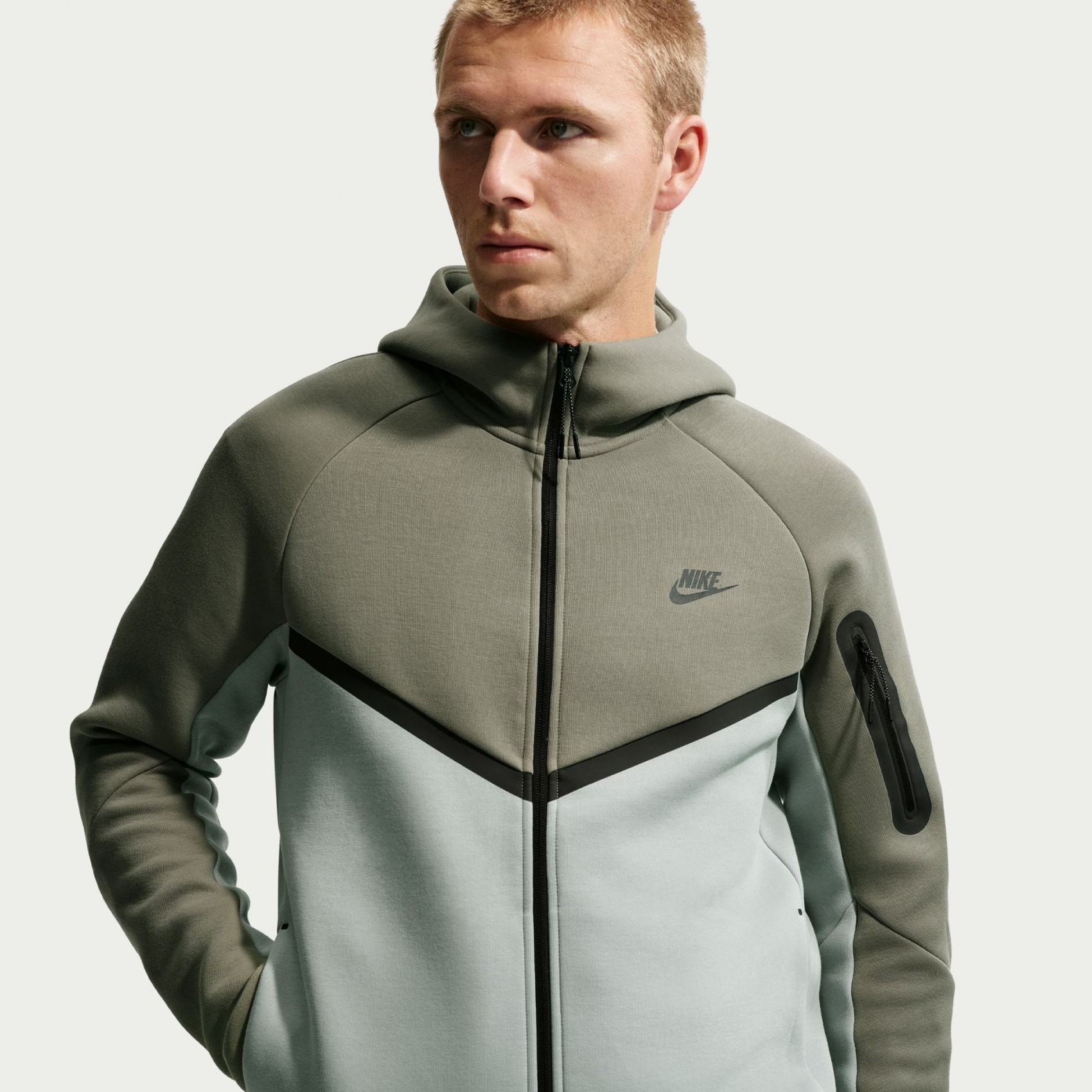 Tech Fleece Fz Wr Hoodie Erkek Yeşil Sweatshirt