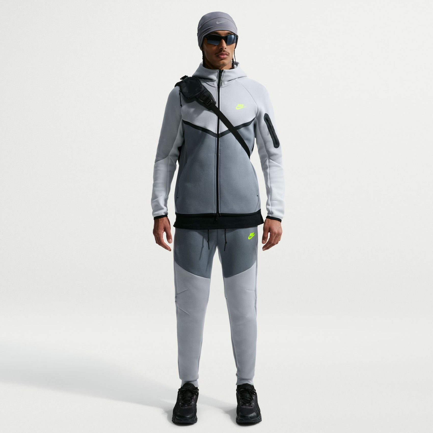Tech Fleece Jogger Erkek Gri Eşofman Altı