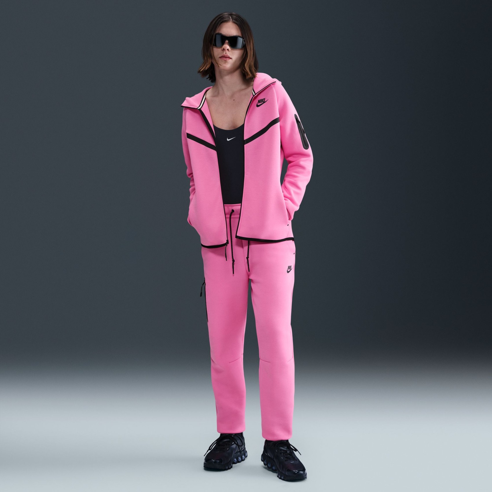 Tech Fleece MR Jogger 2 Kadın Pembe Eşofman Altı