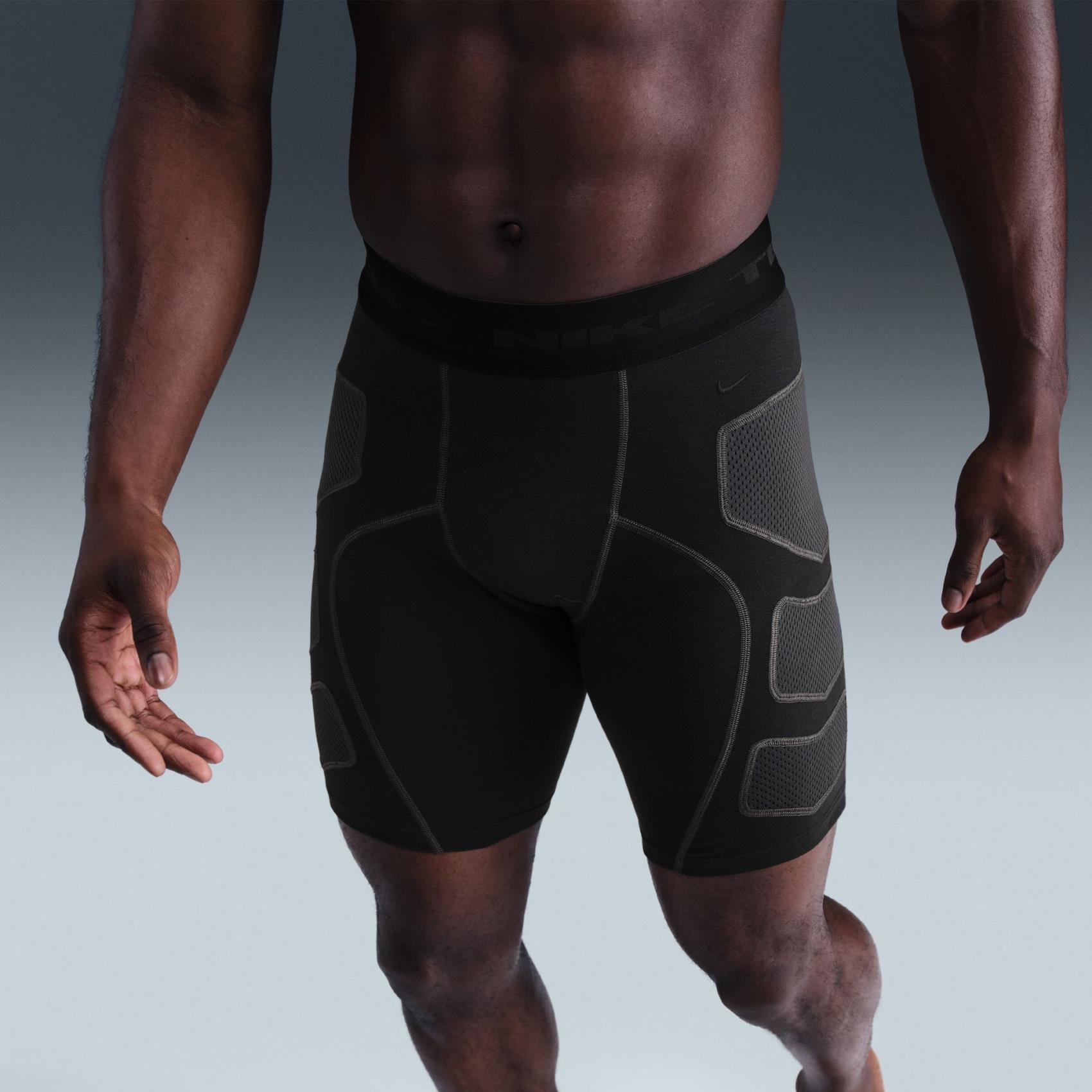 Tech Pro Short Layer Erkek Siyah Şort