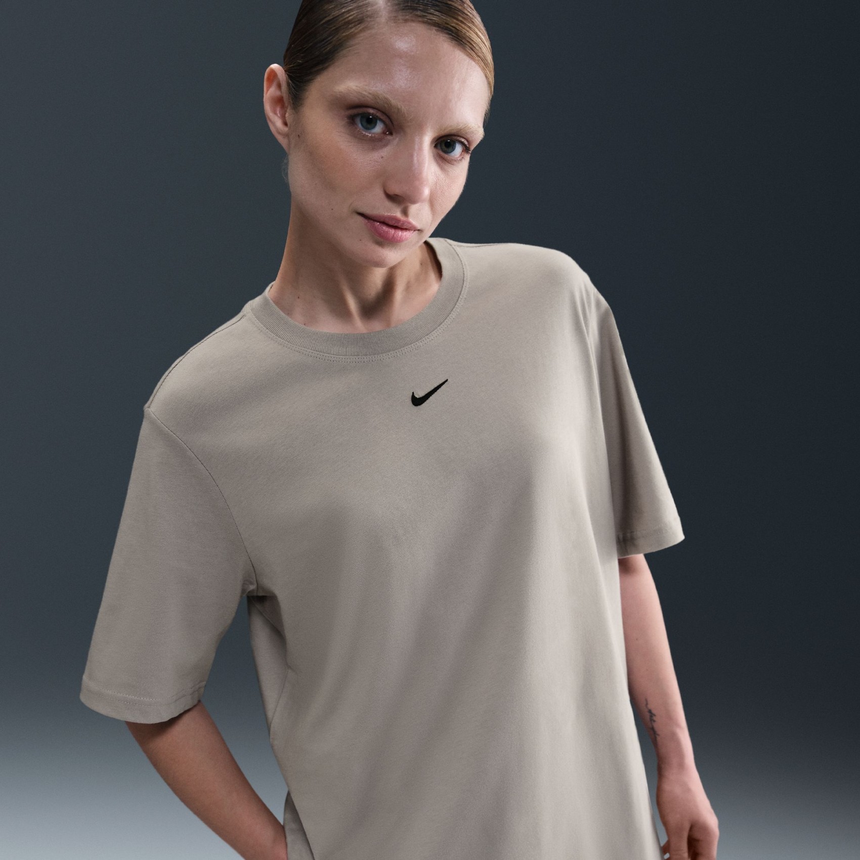 Tee Essentials Kadın Bej Tişört