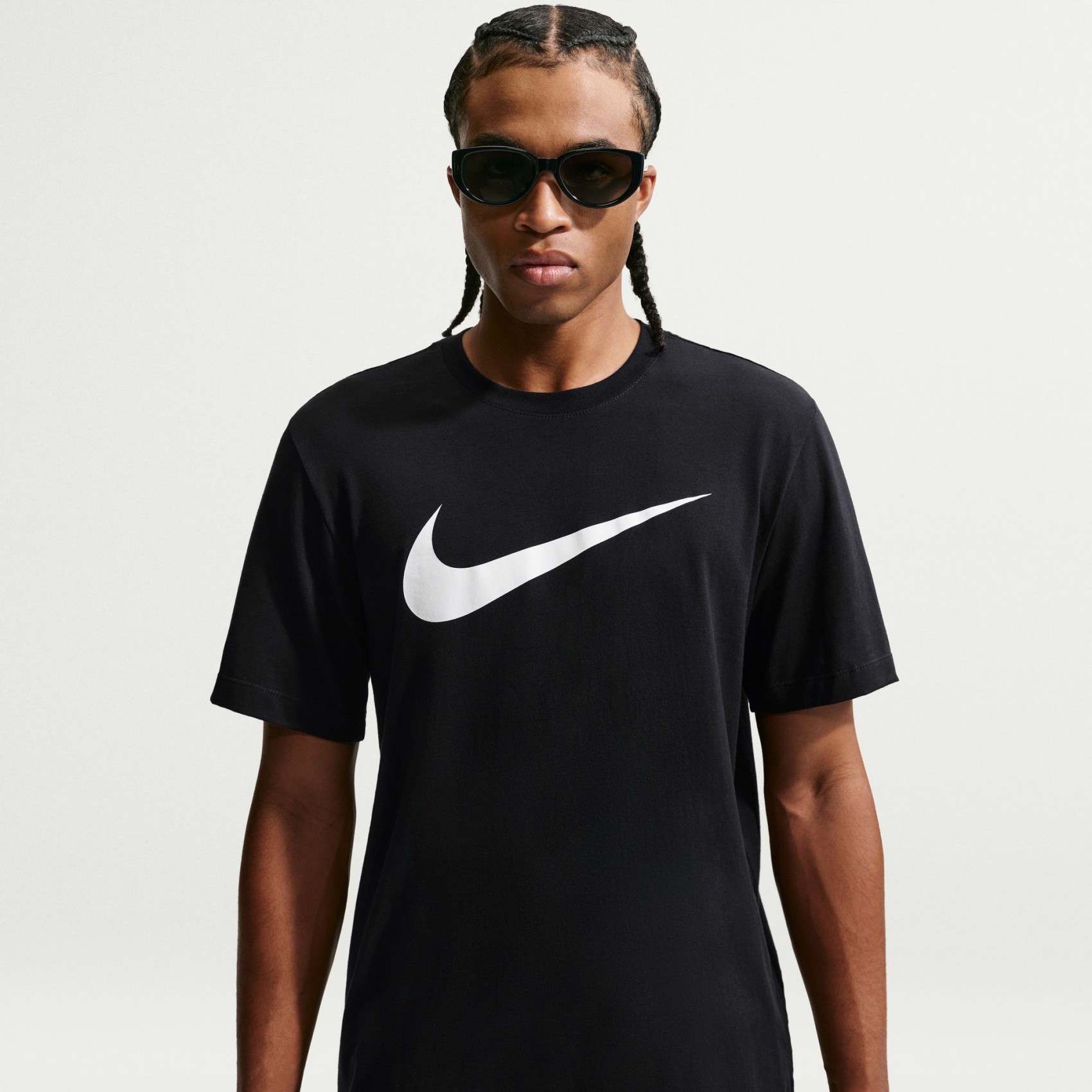 Tee Icon Swoosh Erkek Siyah Tişört