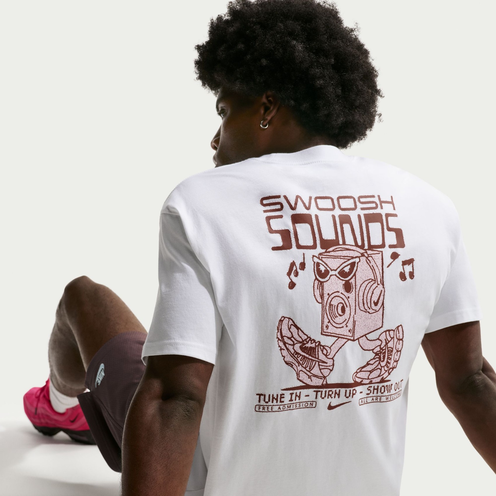 Tee Lse Swoosh Sounds Erkek Beyaz Tişört